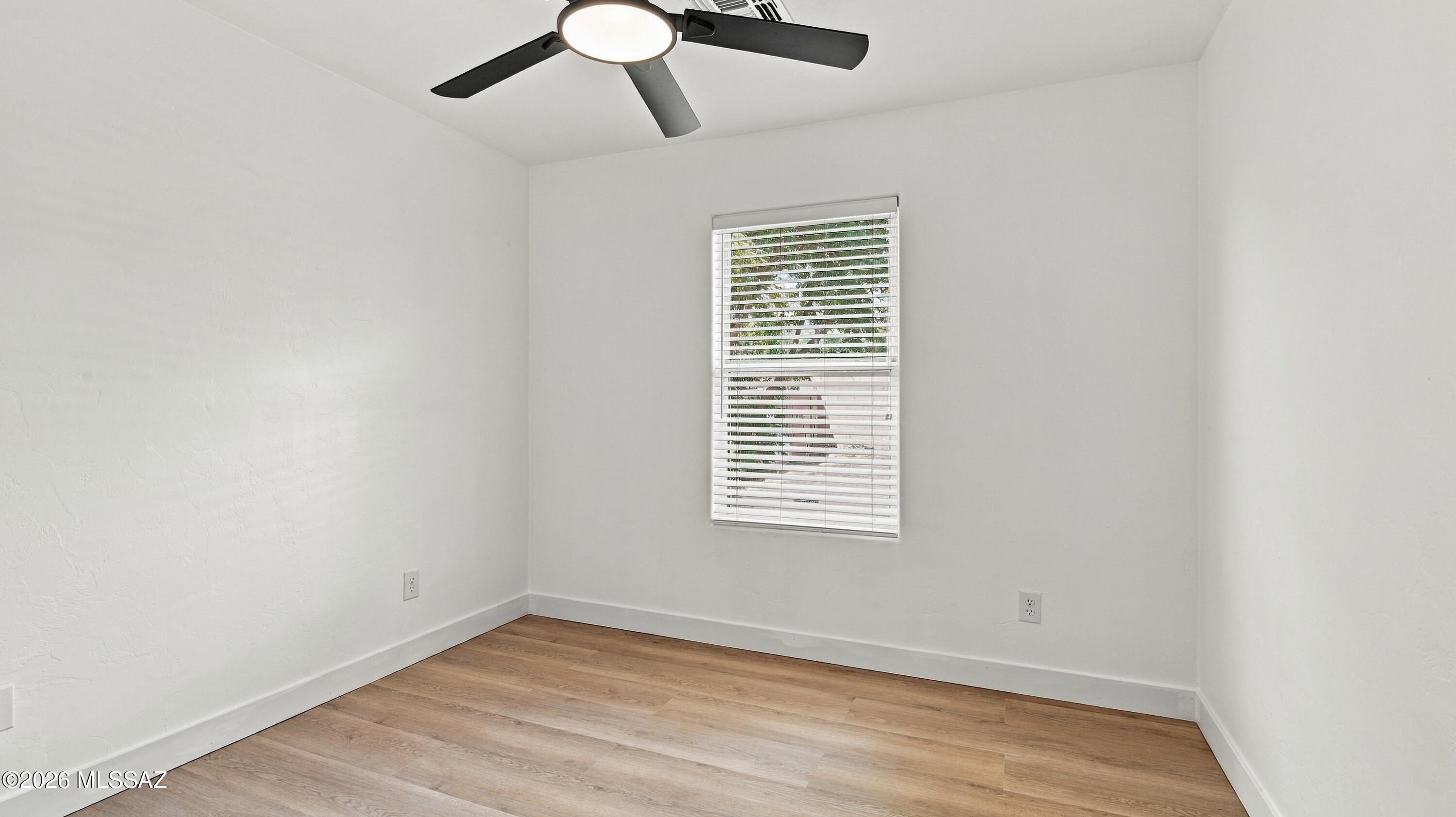 Black Horse (1-411) - Residential