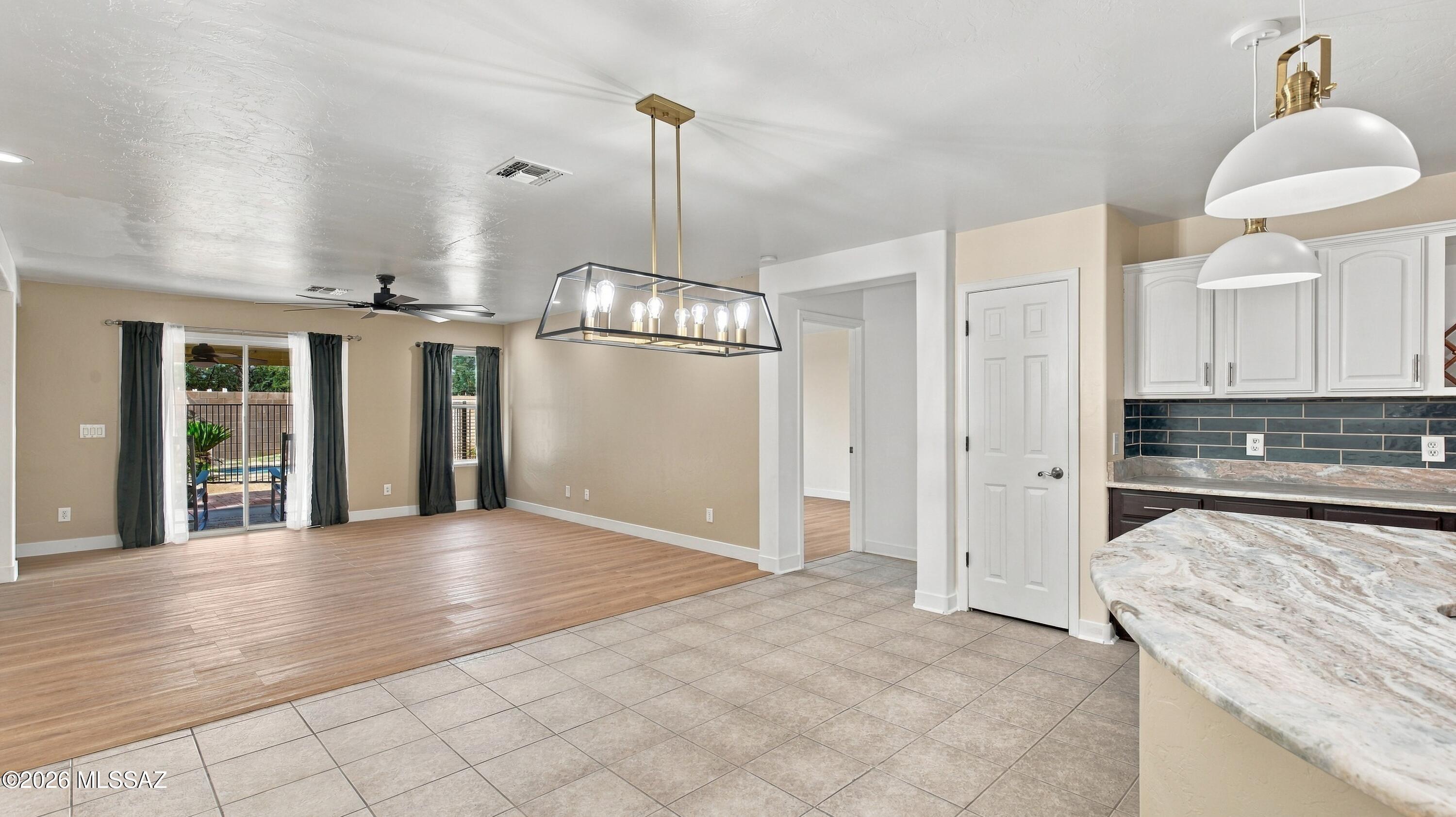 Black Horse (1-411) - Residential