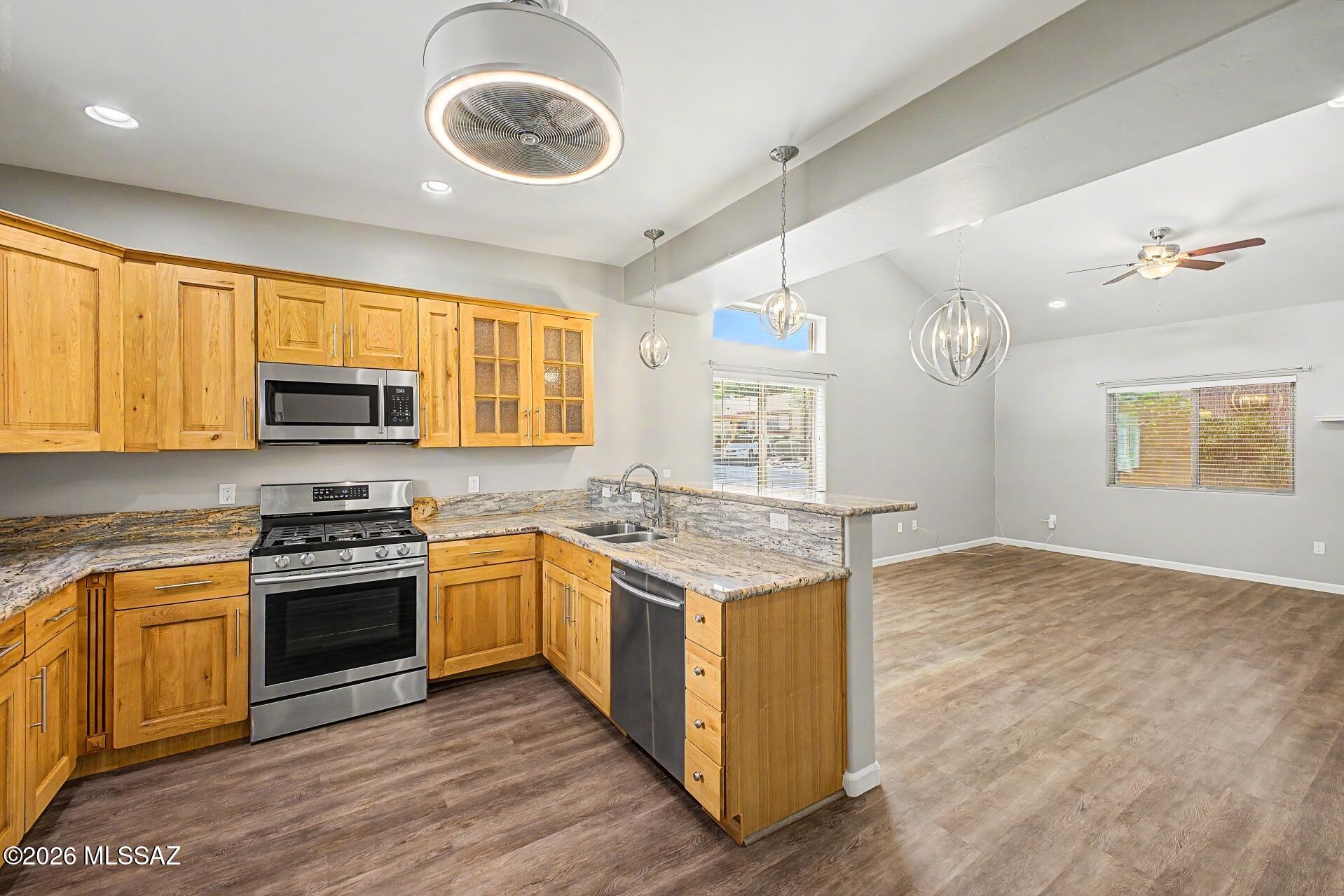 Kenyon Terrace (1-160) - Residential