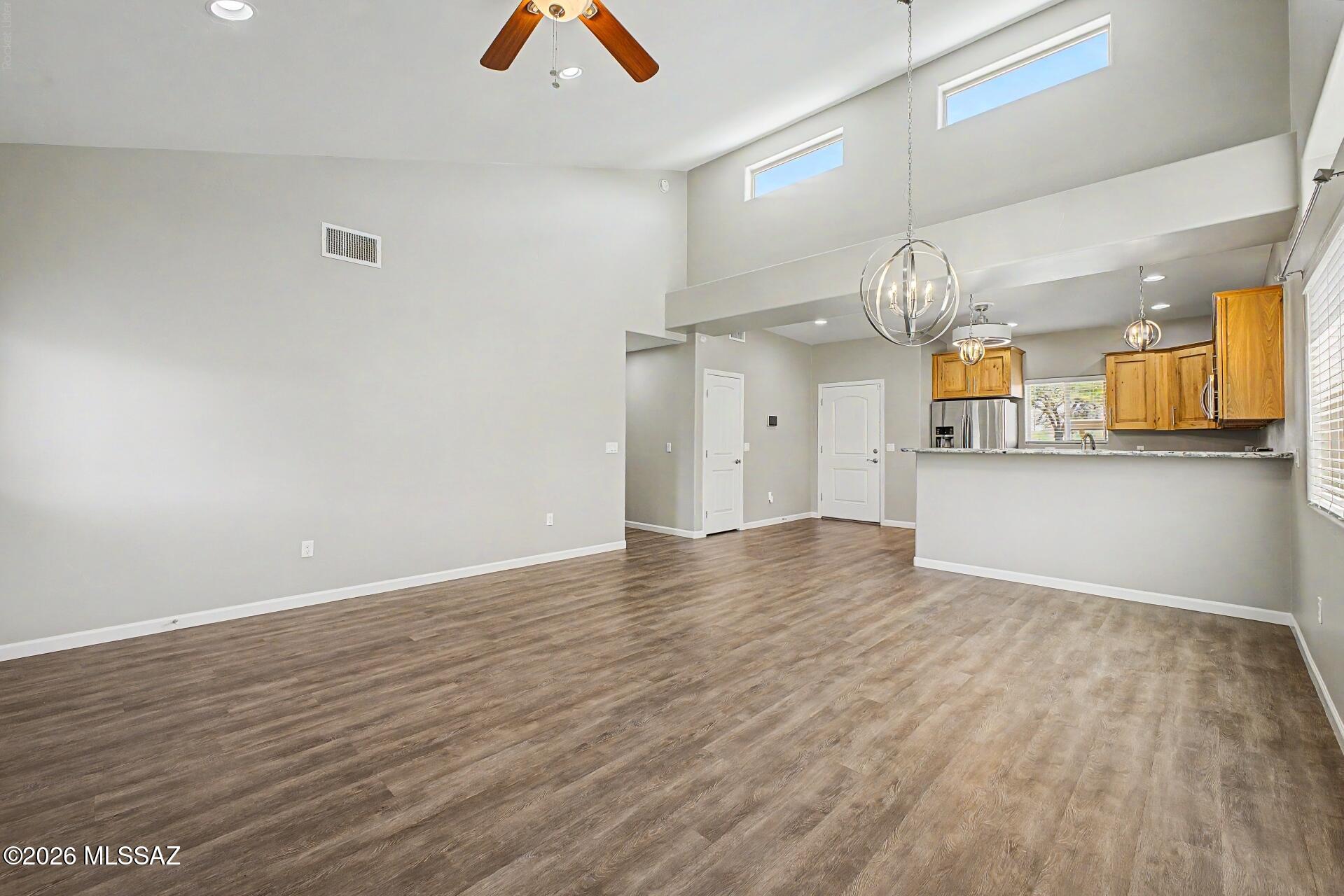Kenyon Terrace (1-160) - Residential