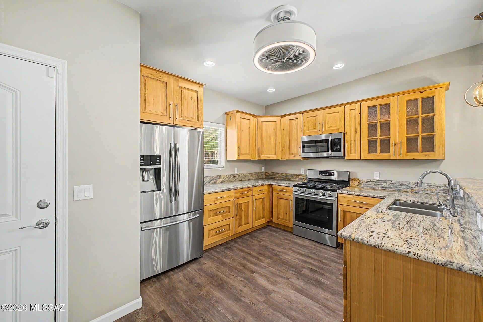 Kenyon Terrace (1-160) - Residential