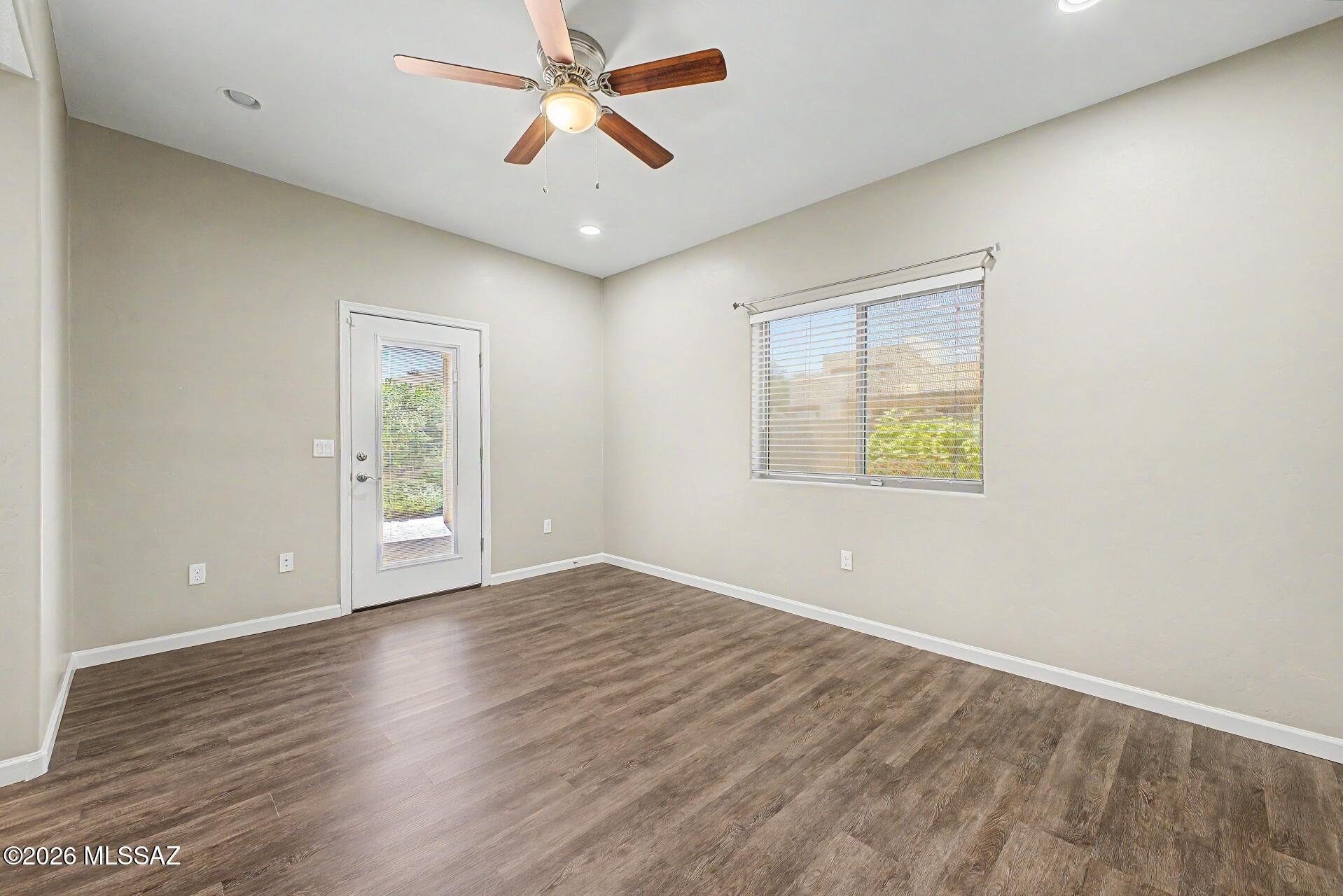 Kenyon Terrace (1-160) - Residential