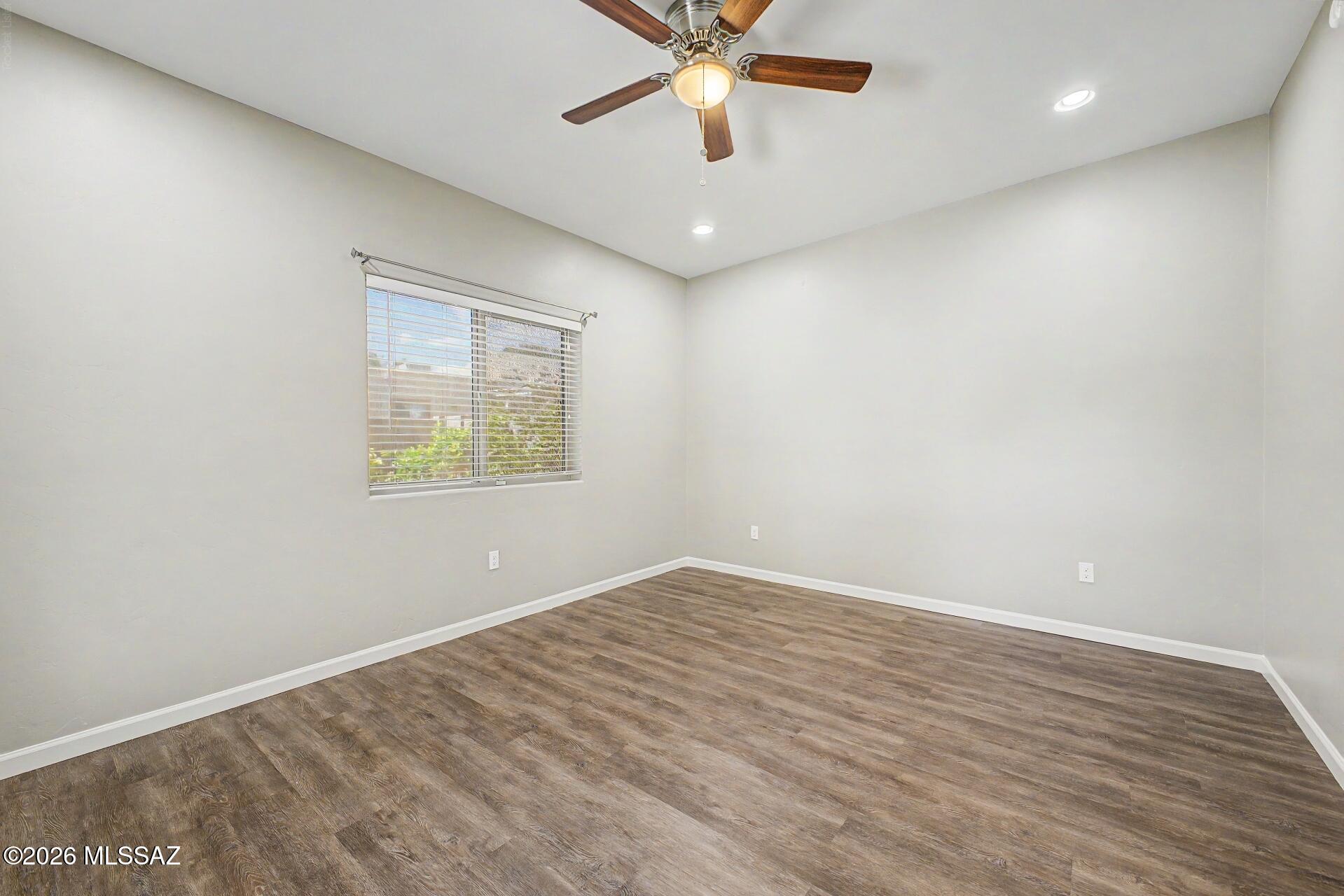 Kenyon Terrace (1-160) - Residential