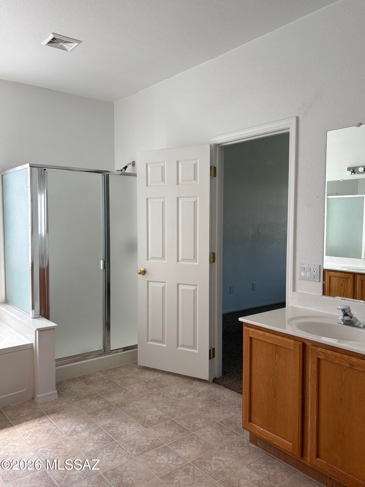 Cancion De La Luna (1-88) - Residential Lease