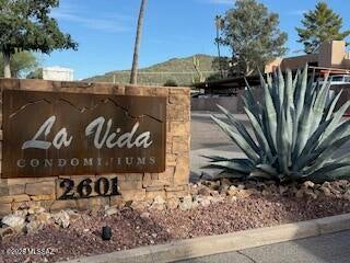 La Vida - Residential