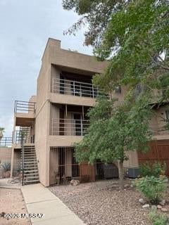 La Vida - Residential
