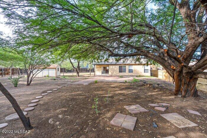 Mission Ridge (1-305) - Residential Lease