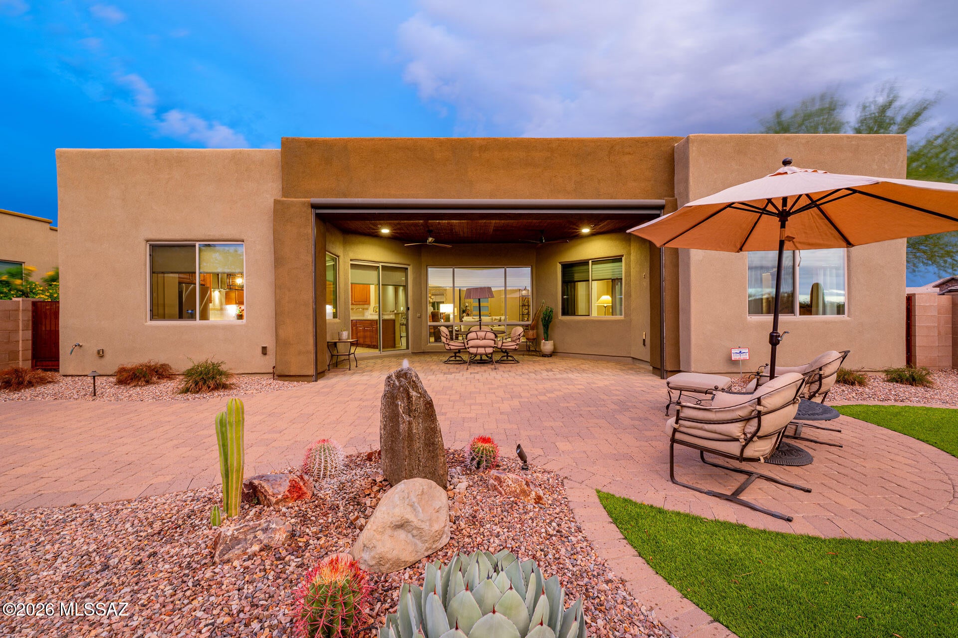 Boulder Bridge Pass At Dove Mountain SQ20132910078 - Residential