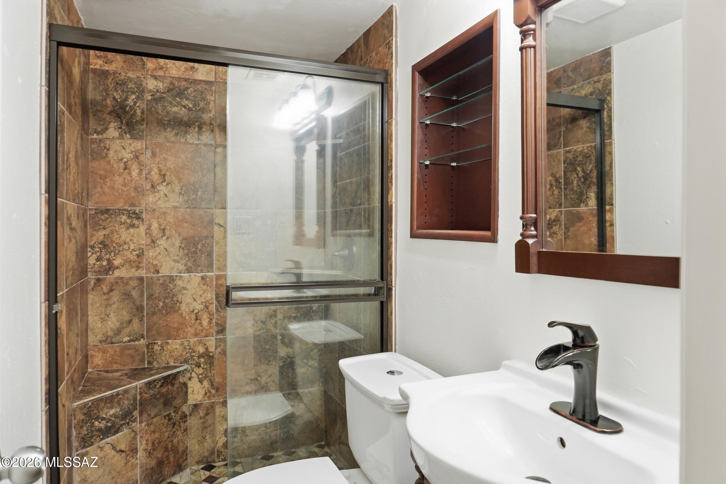 Rolling Hills Towne House - Residential