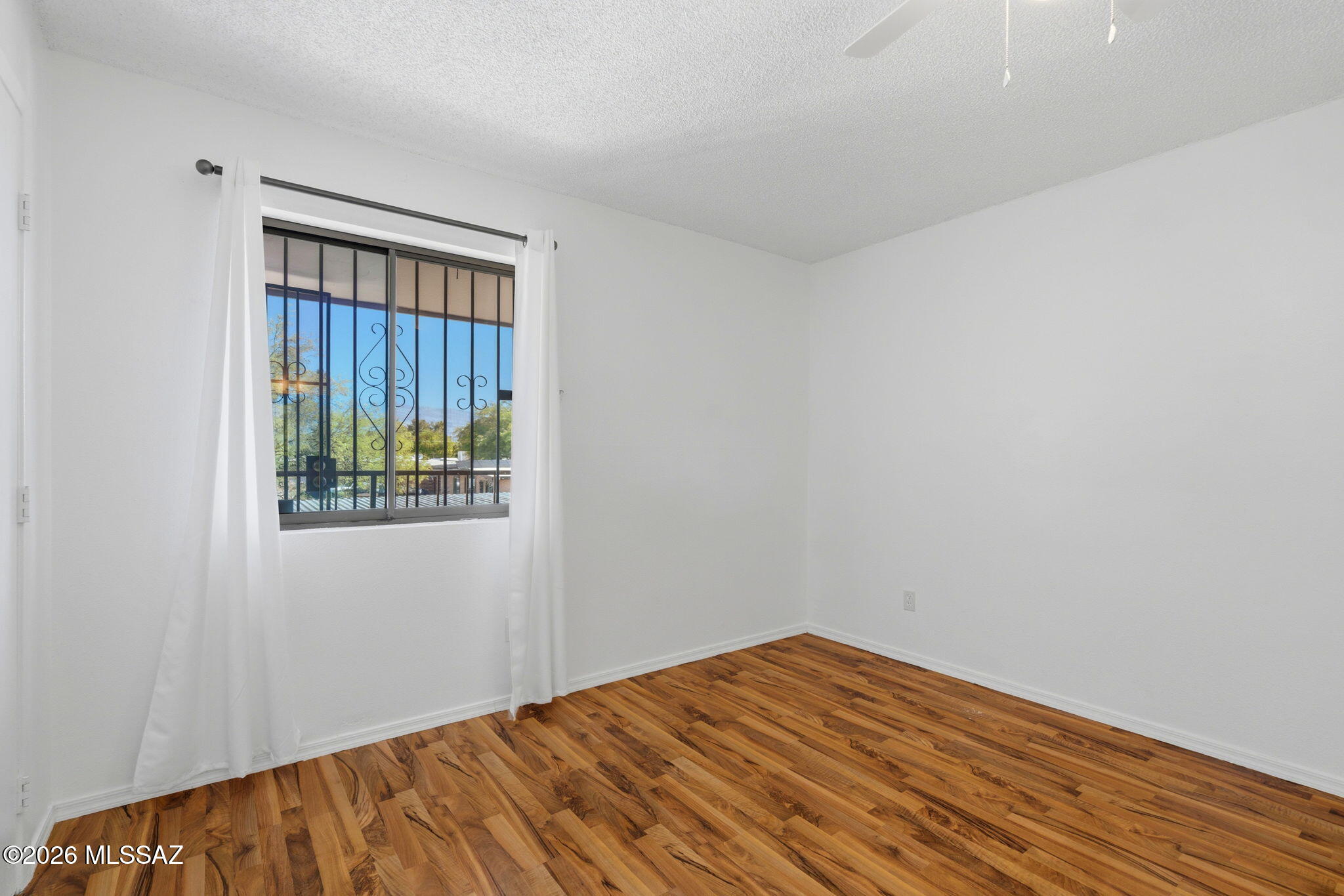 Golf Links East Condos (1-48) - Residential
