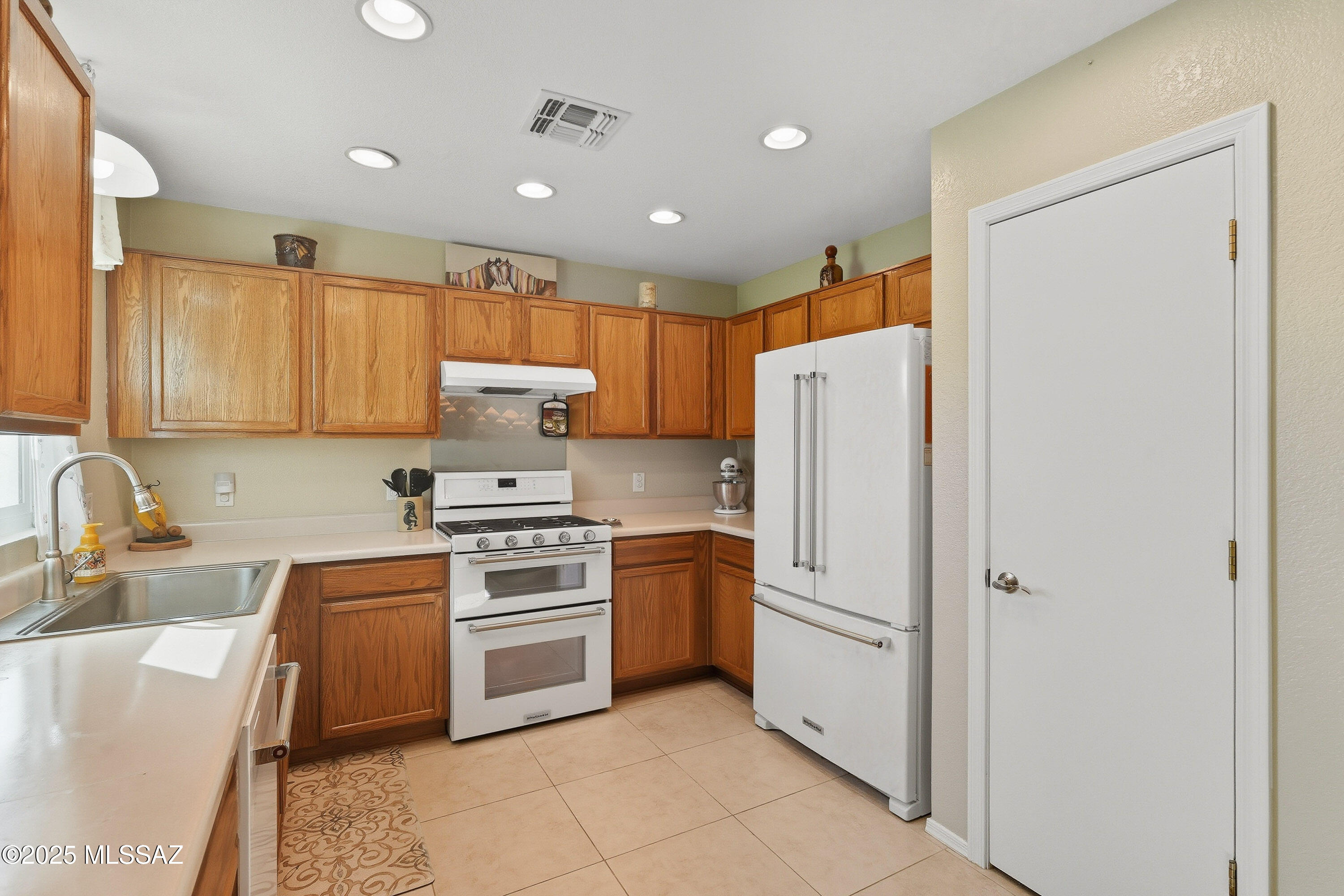 Harrison Terrace (1-74) - Residential