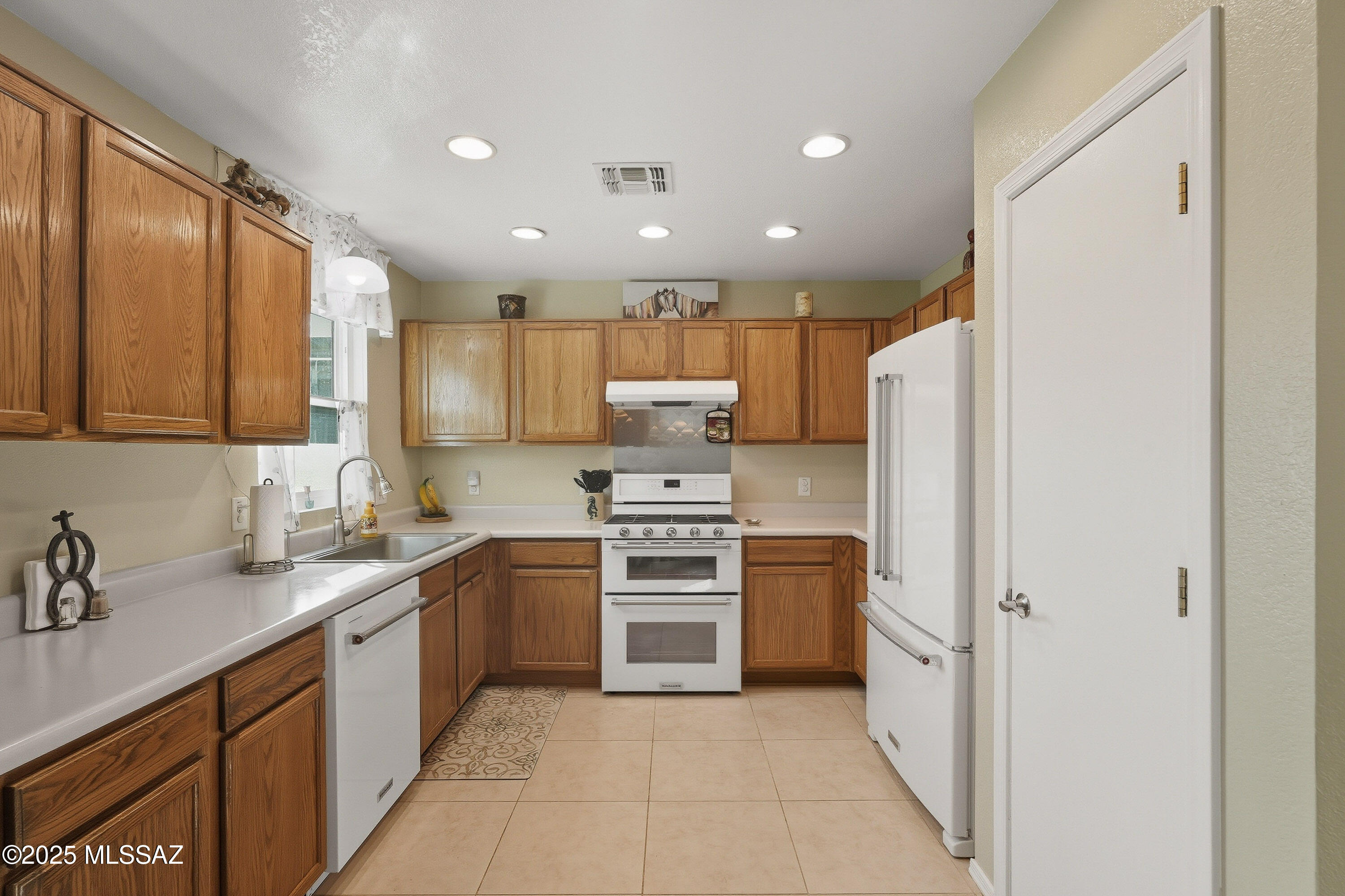 Harrison Terrace (1-74) - Residential