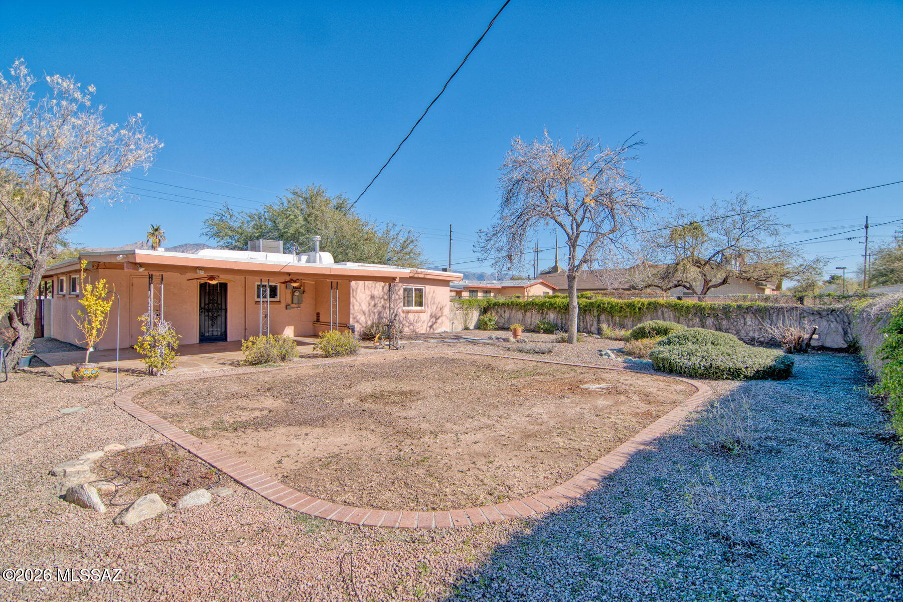 Casa Solariega - Residential