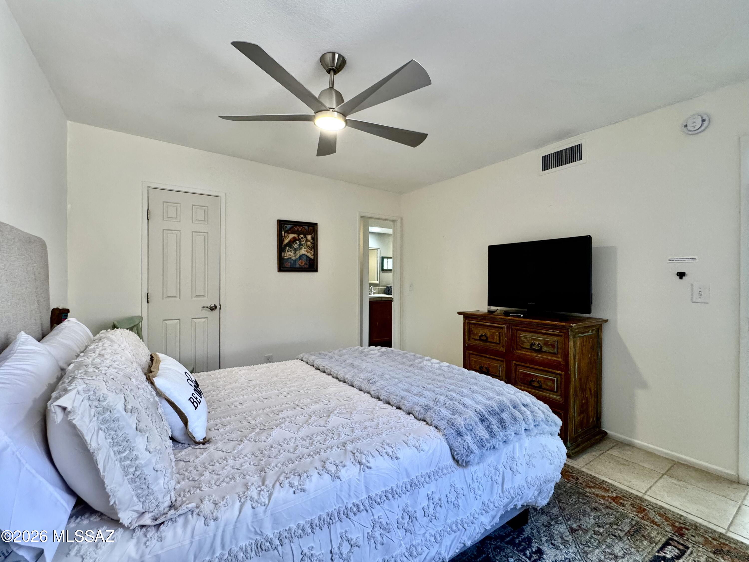 Ventana Vista Condominiums - Residential Lease