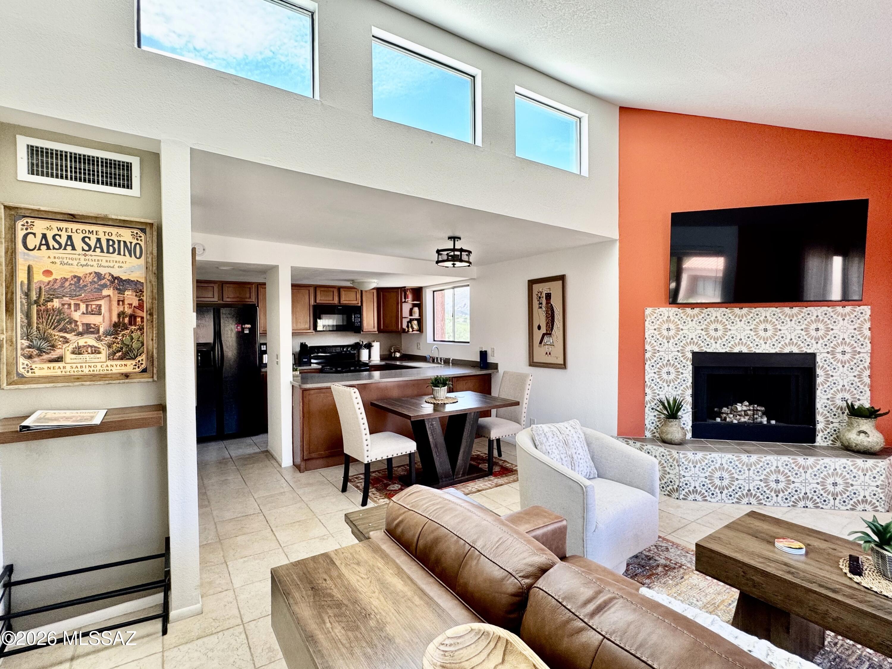 Ventana Vista Condominiums - Residential Lease