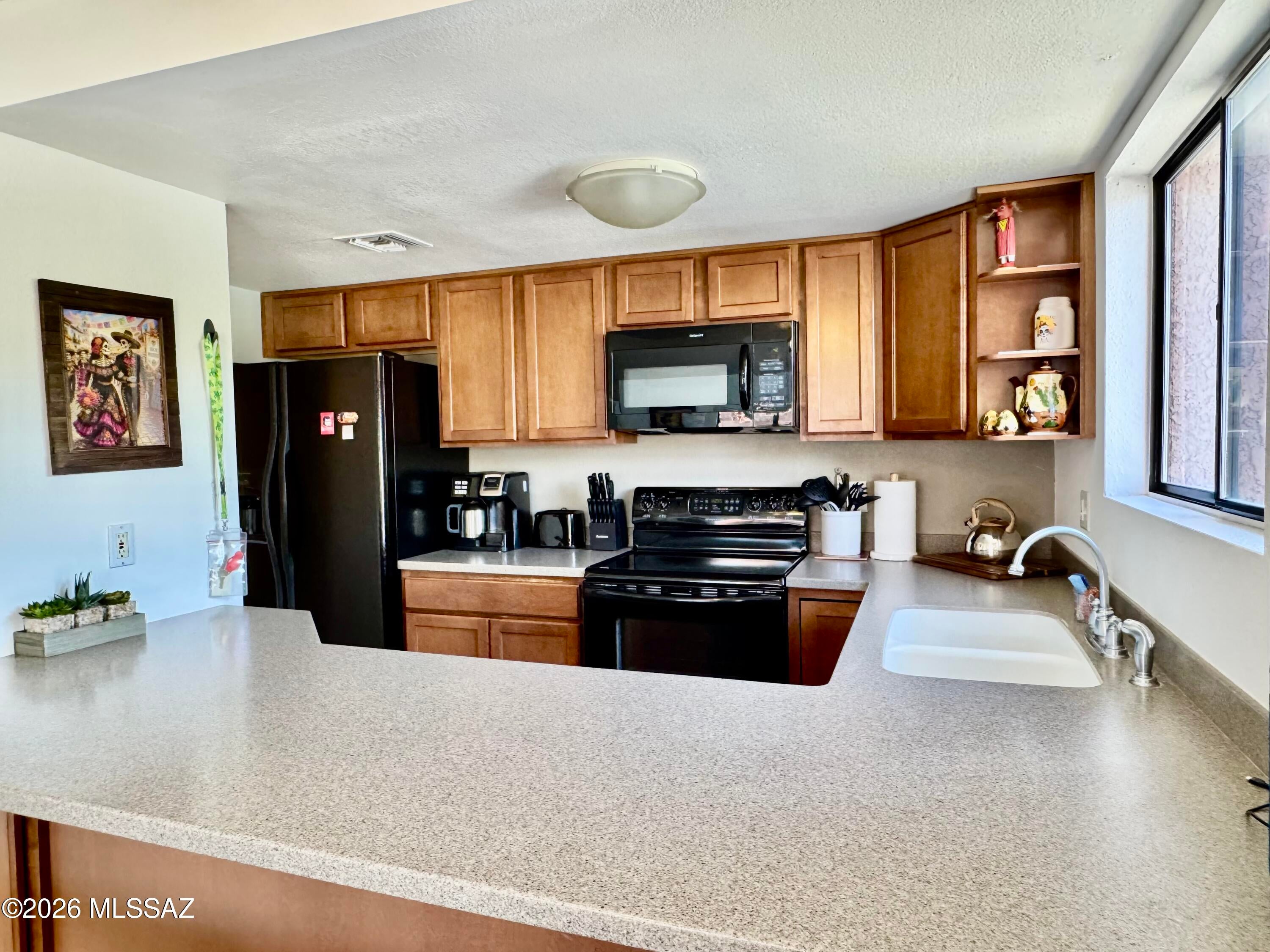 Ventana Vista Condominiums - Residential Lease