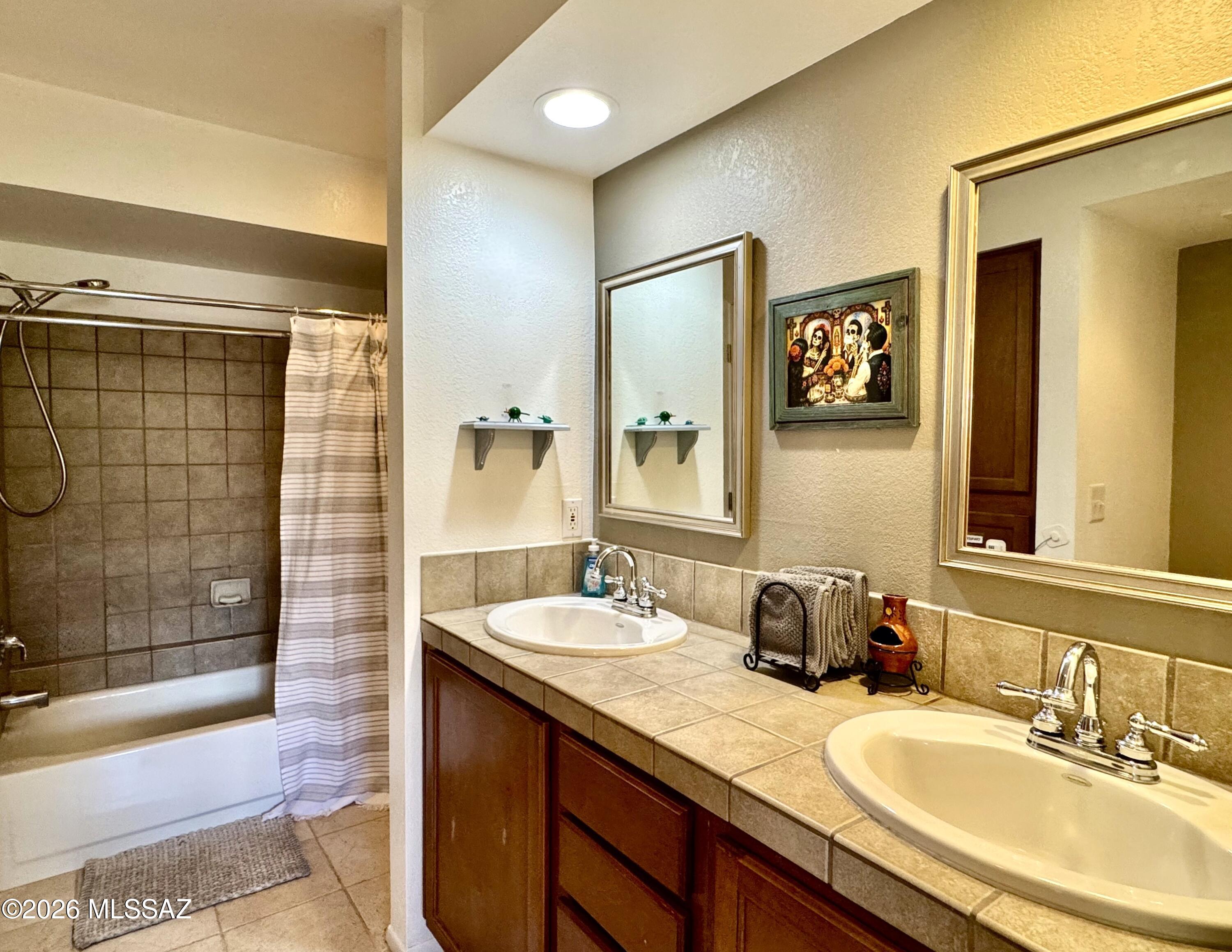 Ventana Vista Condominiums - Residential Lease