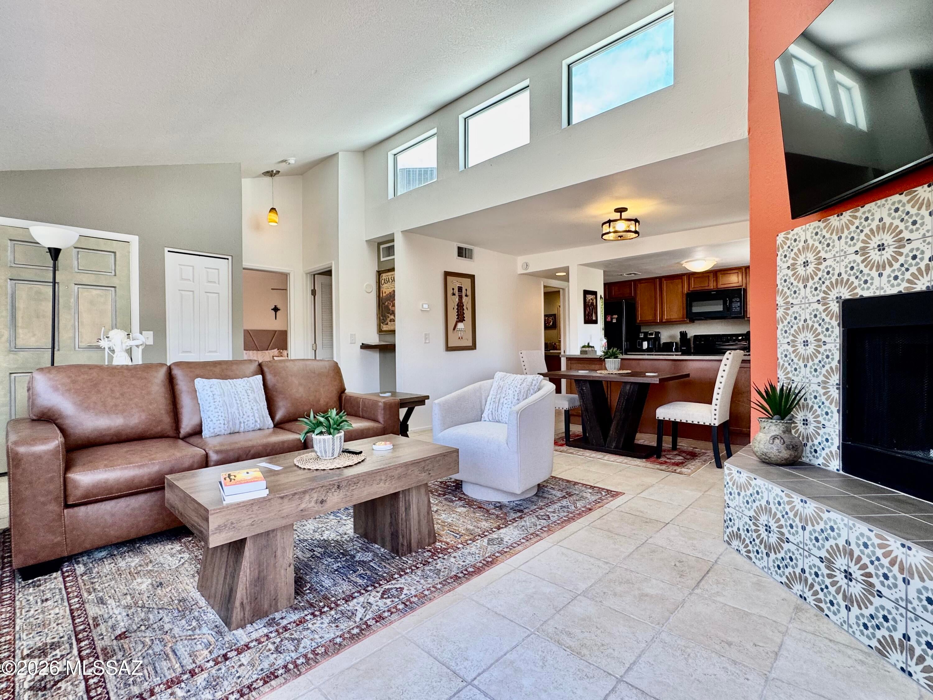 Ventana Vista Condominiums - Residential Lease