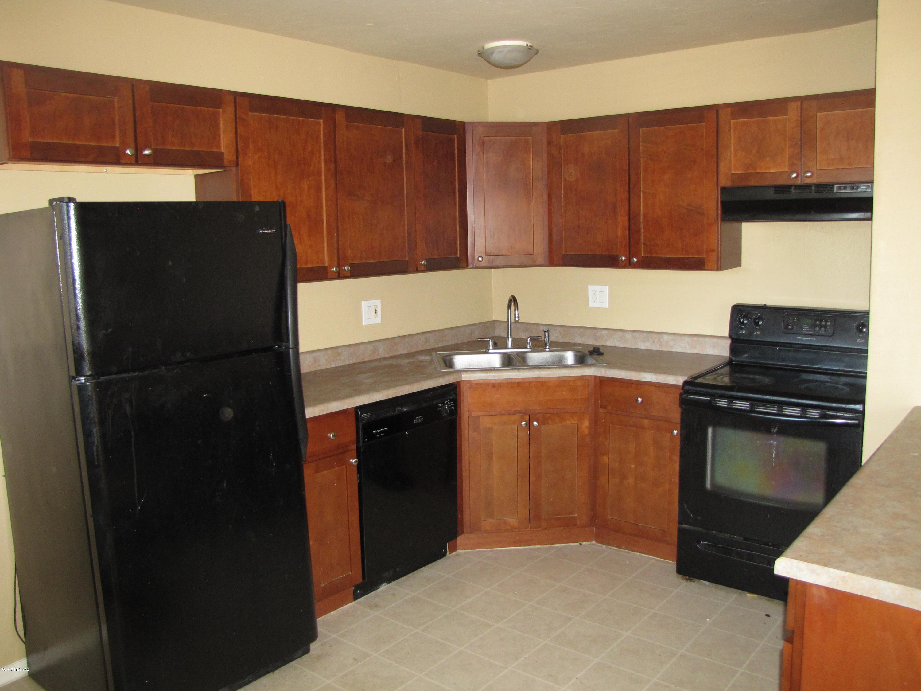 Columbus Park Condominiums (1-60) - Residential Lease