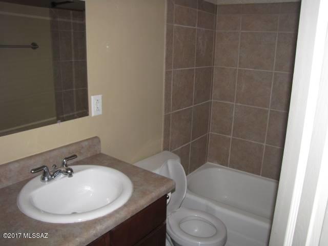Columbus Park Condominiums (1-60) - Residential Lease