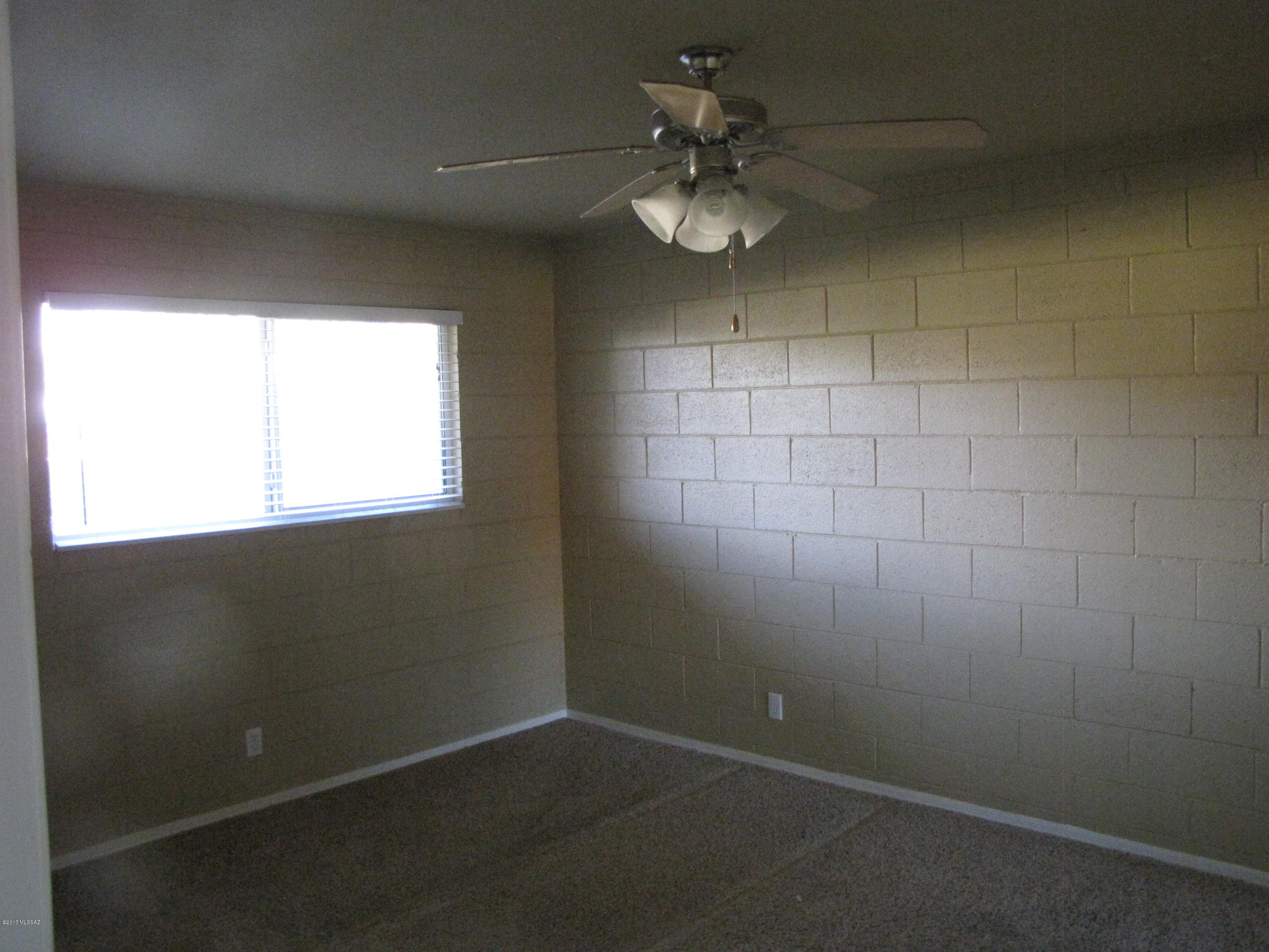 Columbus Park Condominiums (1-60) - Residential Lease