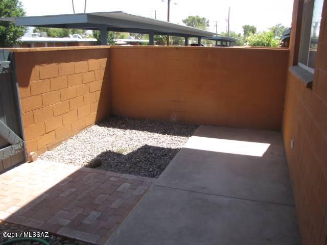 Columbus Park Condominiums (1-60) - Residential Lease