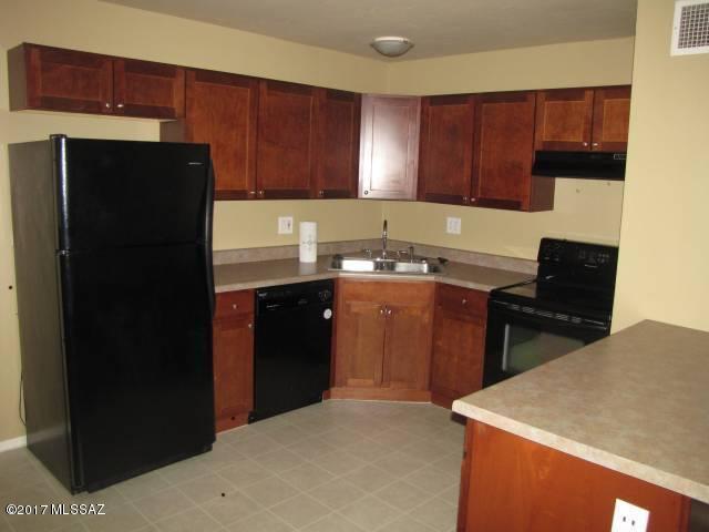 Columbus Park Condominiums (1-60) - Residential Lease