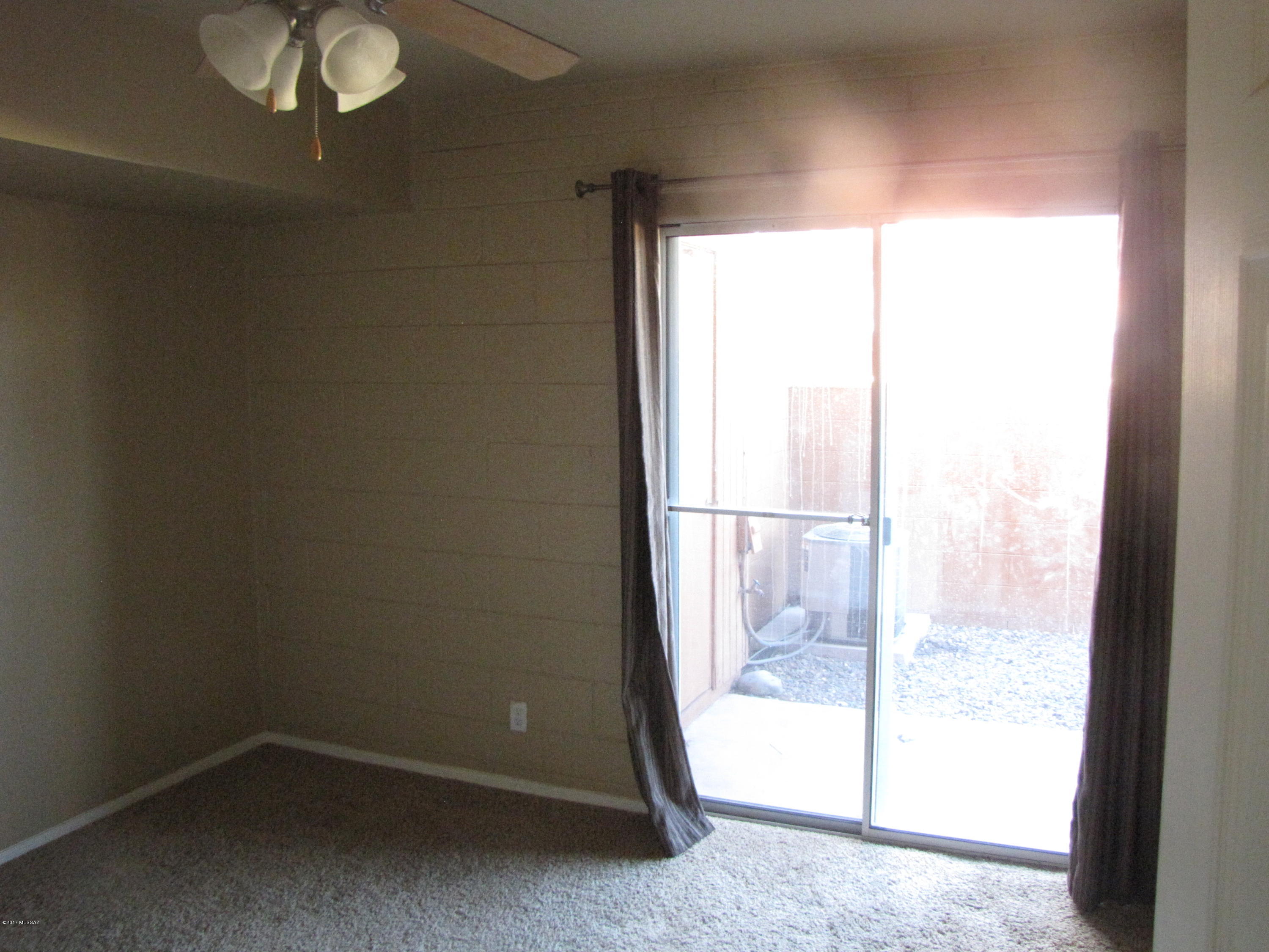 Columbus Park Condominiums (1-60) - Residential Lease