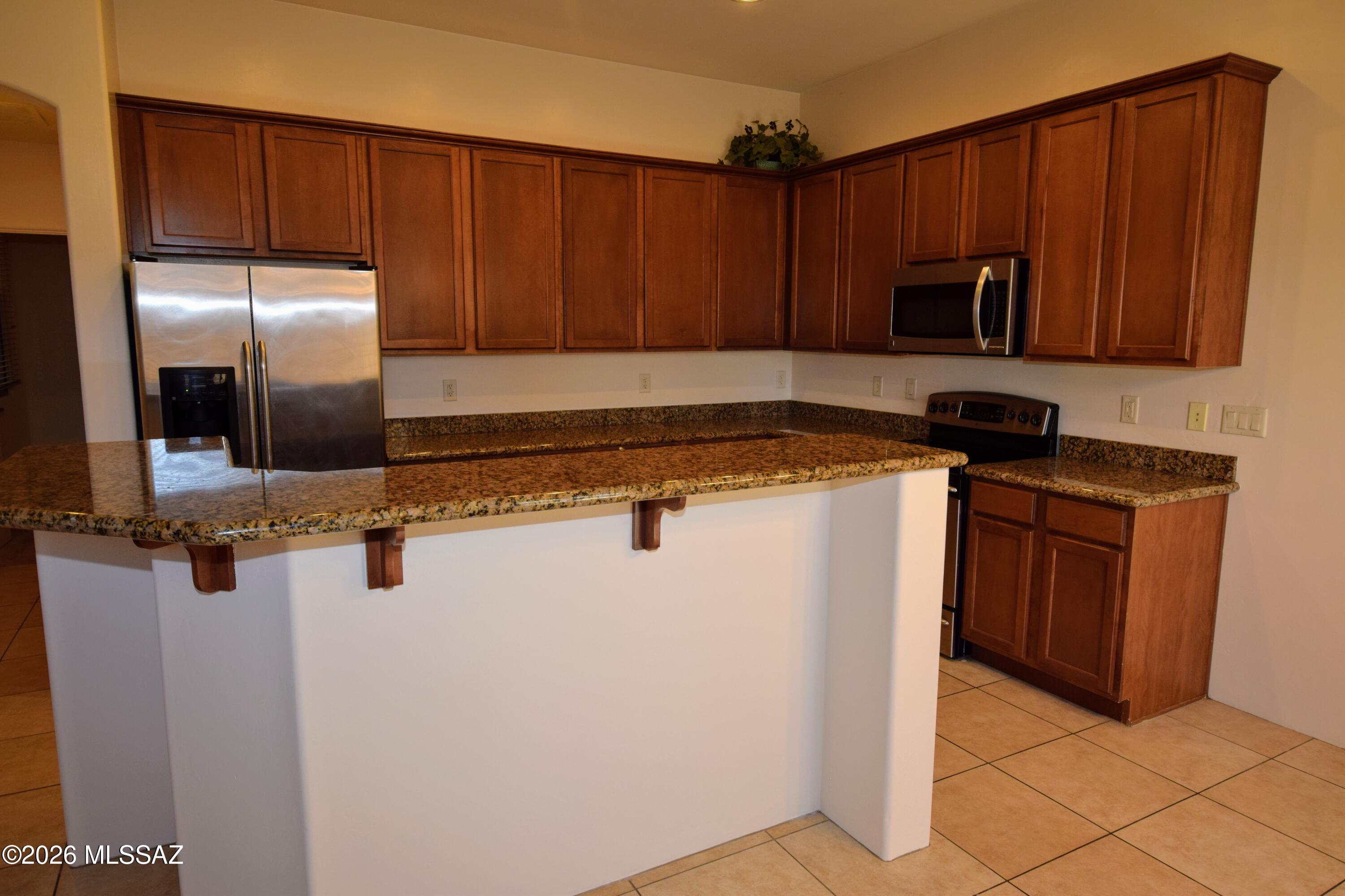 Miramonte at the River (1-163) - Residential Lease