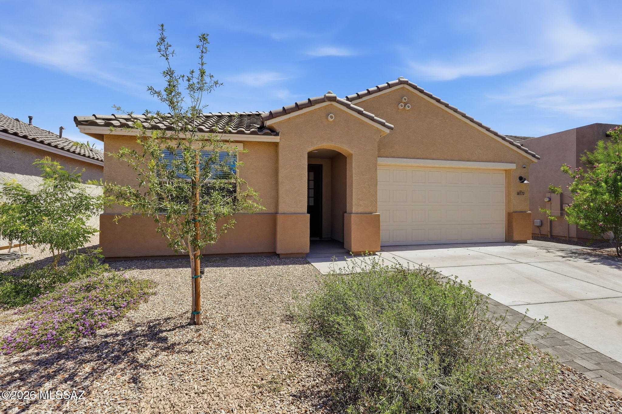 Move-In Ready exceptional like new Mattamy Home with no back neighbors, offers 4 bedrooms, 3 bathrooms, and a highly desirable split floor plan designed for today's lifestyle. Loaded with premium upgrades, Putting Green, Beautiful finishes, Tesla Power Wall and so much more, this energy-efficient home combines modern luxury with everyday comfort.
The open-concept layout features a spacious living room that flows seamlessly into the kitchen and dining area, creating the perfect space for entertaining, family gatherings, or relaxing at home. The private primary suite is separated from the secondary bedrooms for maximum privacy, while the Jack-and-Jill bathroom connecting two bedrooms provides both convenience a