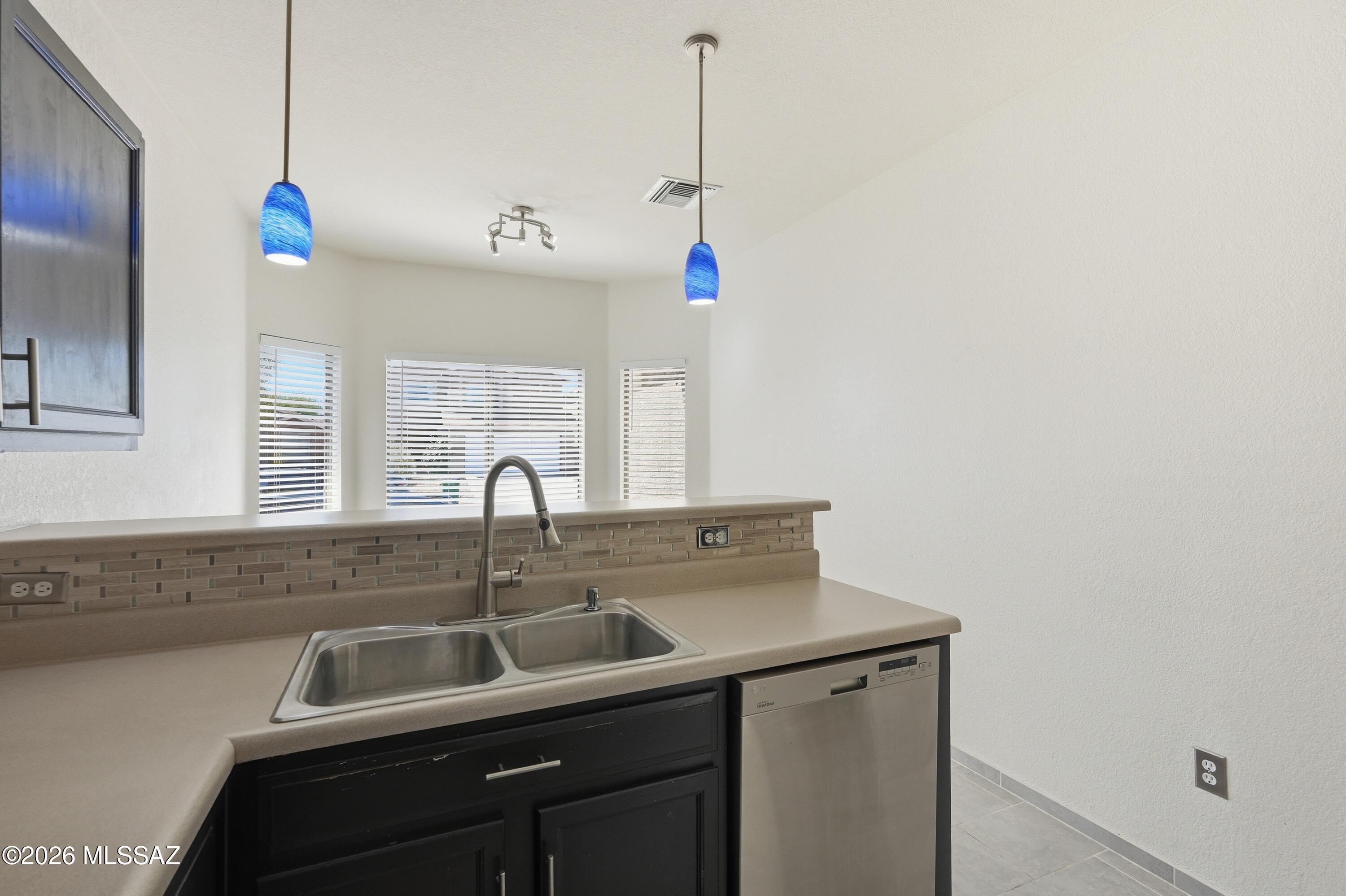 Rillito At La Cholla (1-133) - Residential