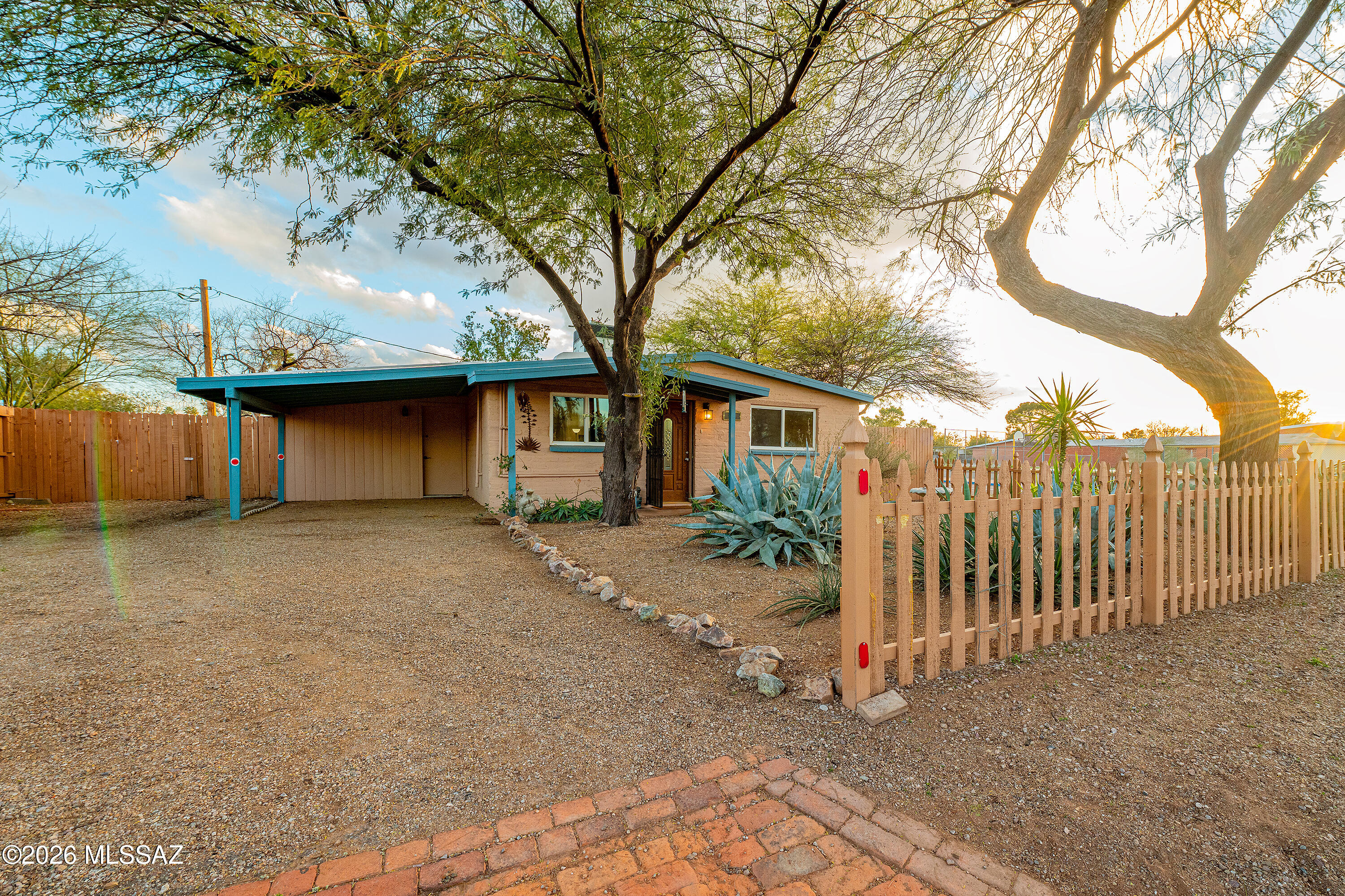 Paloma - Residential