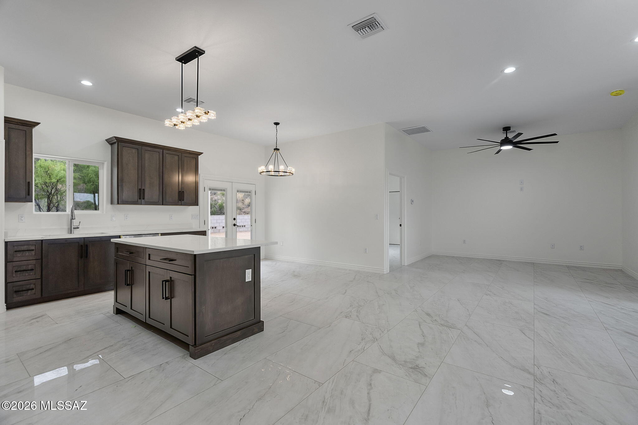 Mariposa Hills - Residential