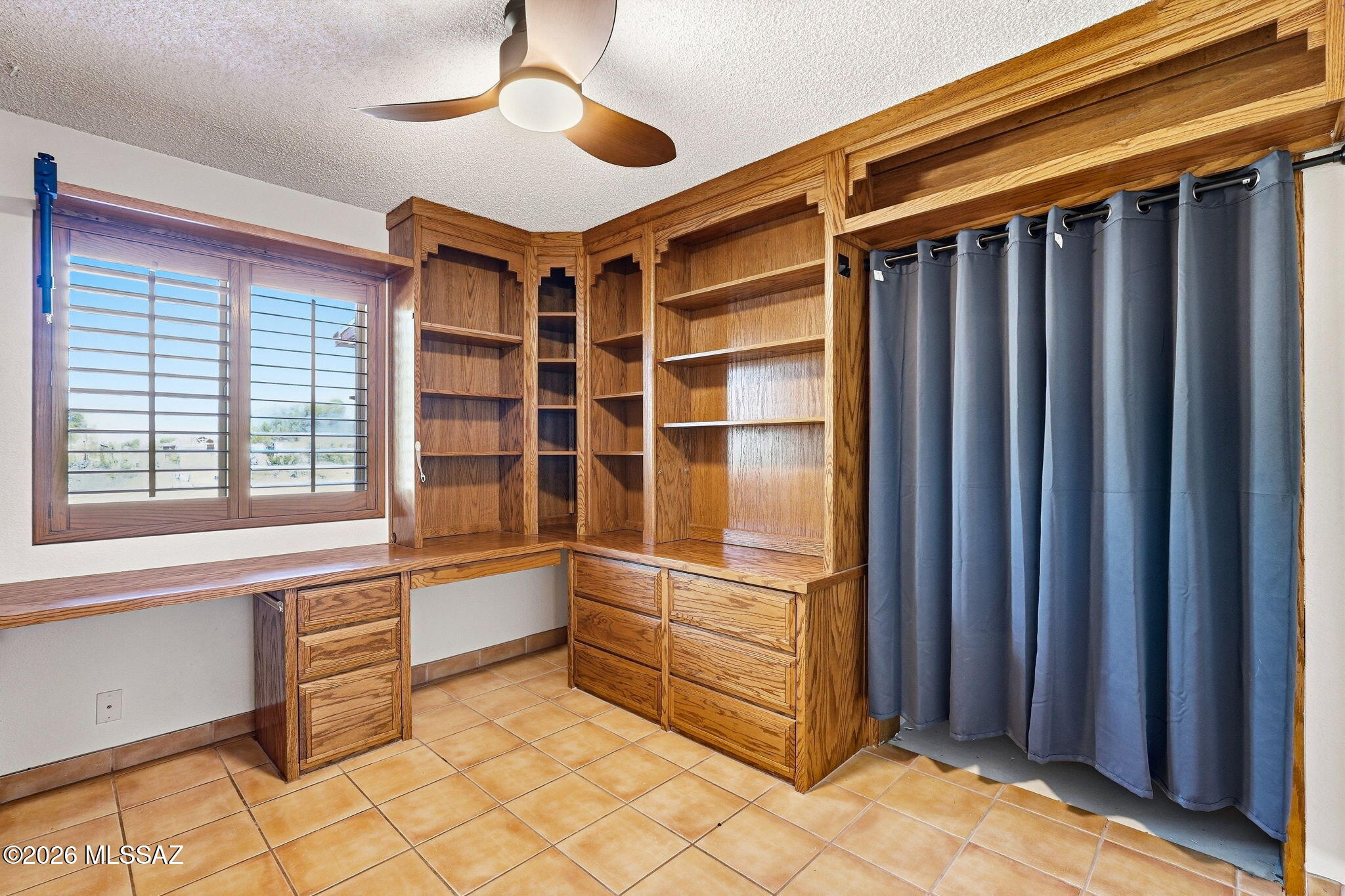 Del Cerro Estates (27-74) - Residential