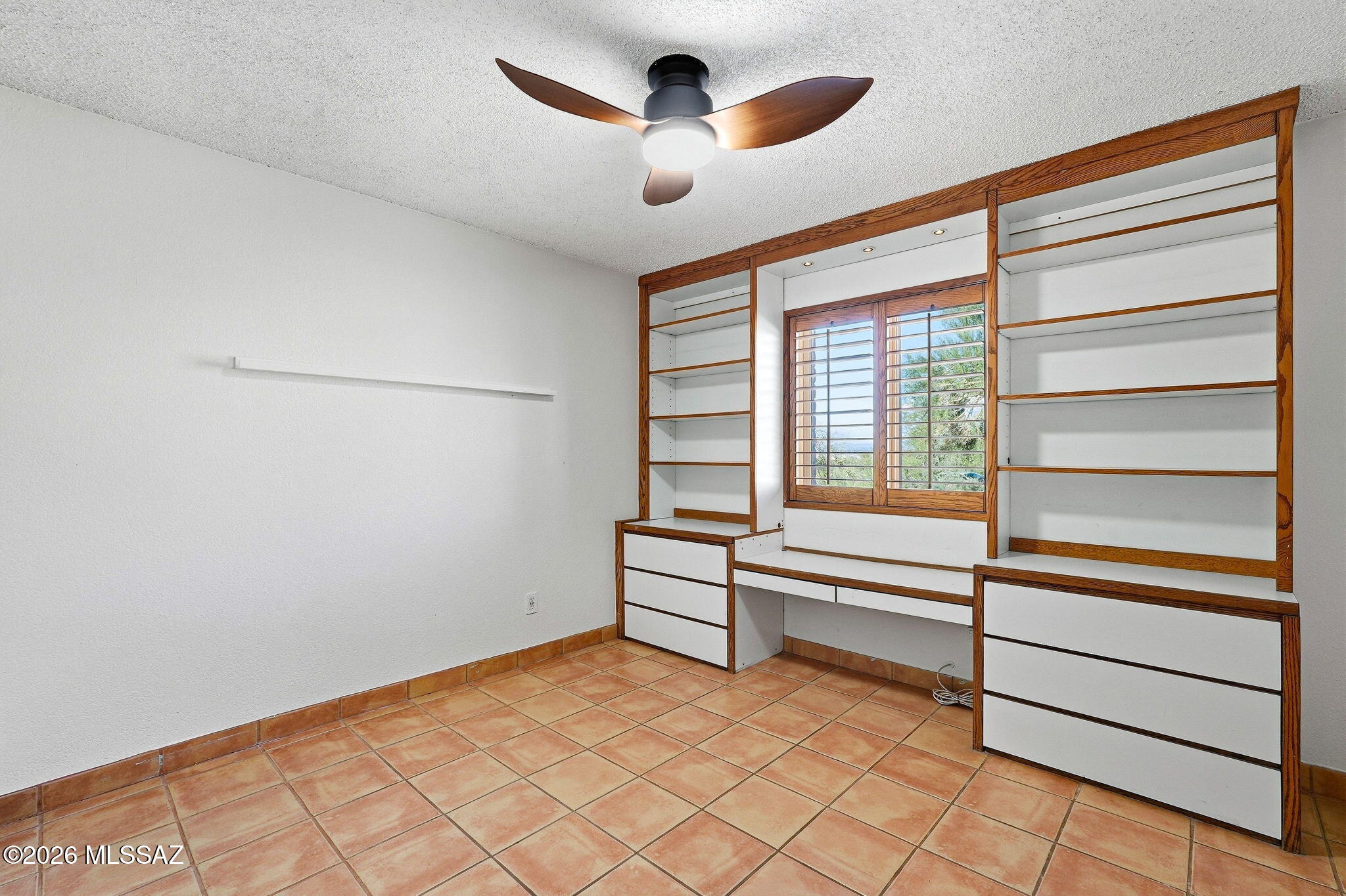 Del Cerro Estates (27-74) - Residential