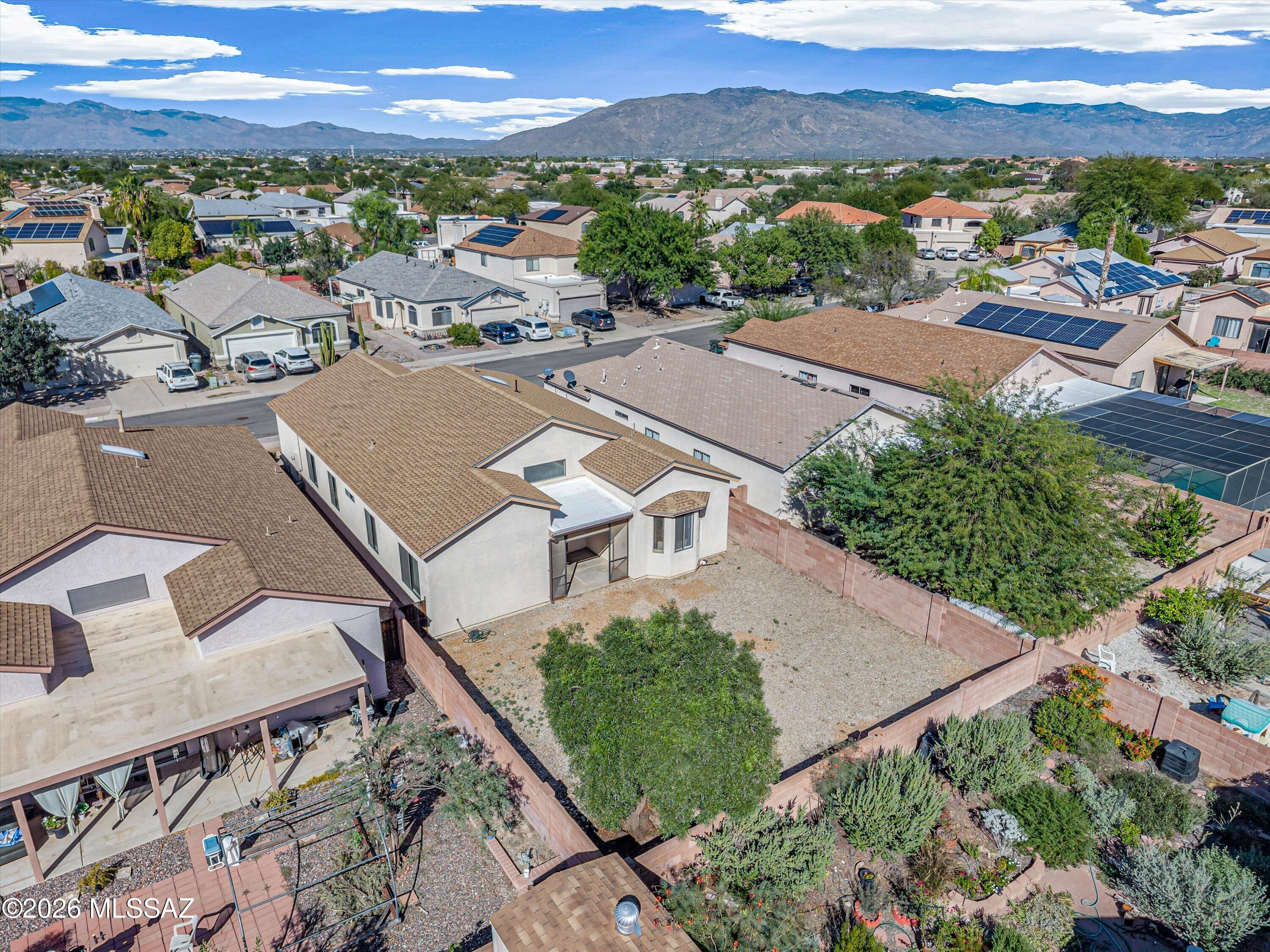 Hacienda Del Oro (1-879) - Residential