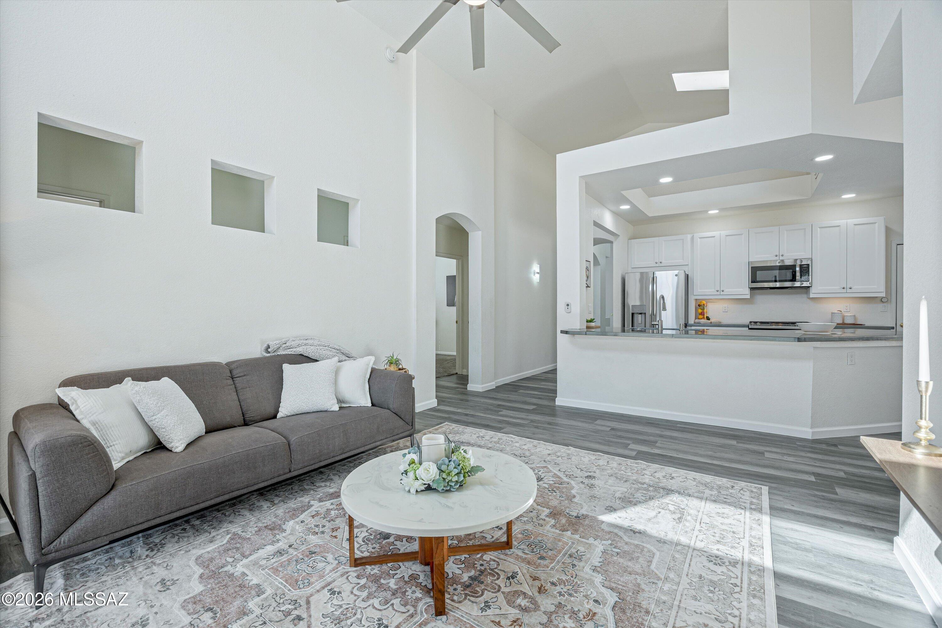 Hacienda Del Oro (1-879) - Residential