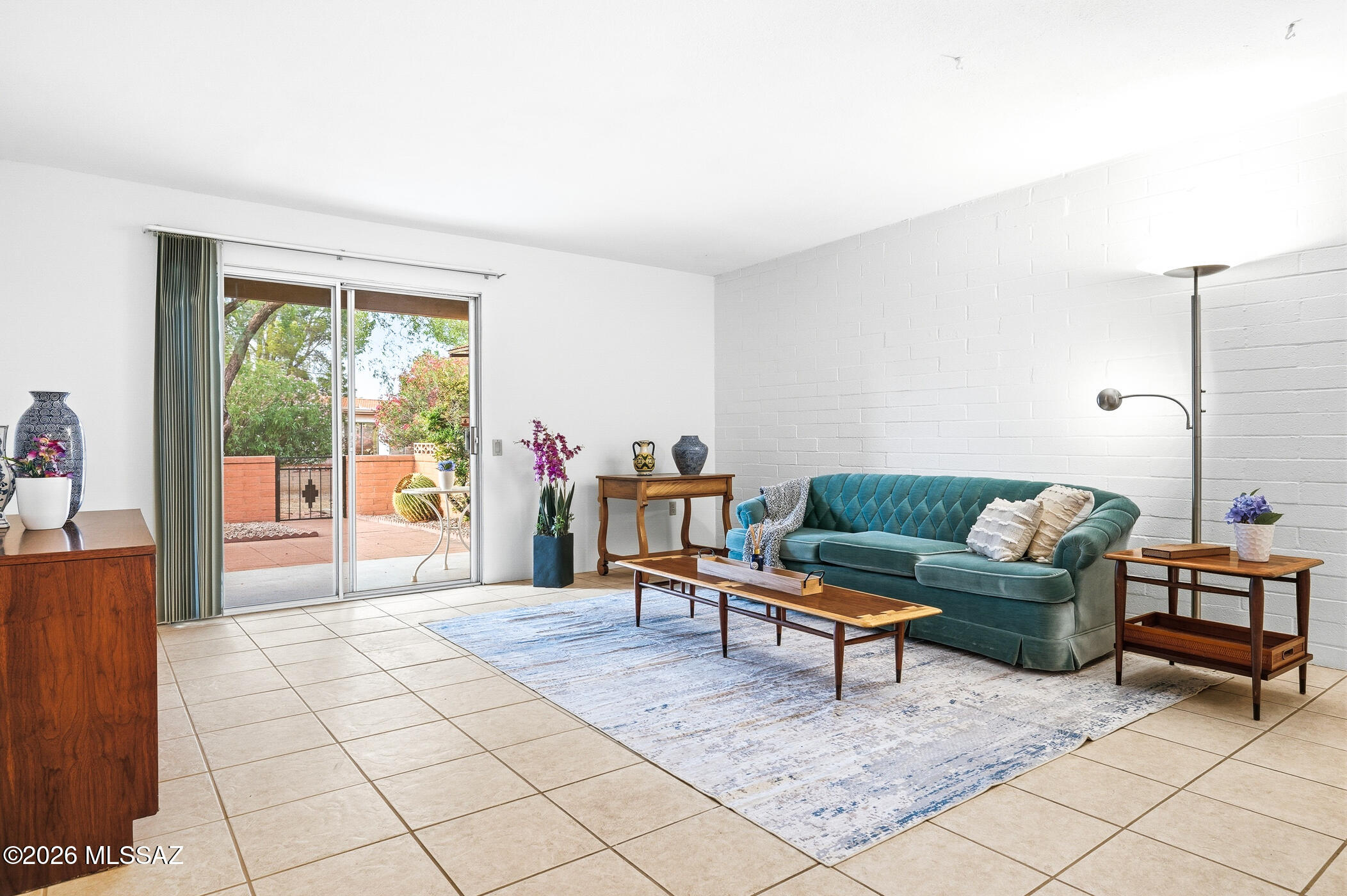 Green Valley Desert Meadows Townhouses (82-197) - Residential