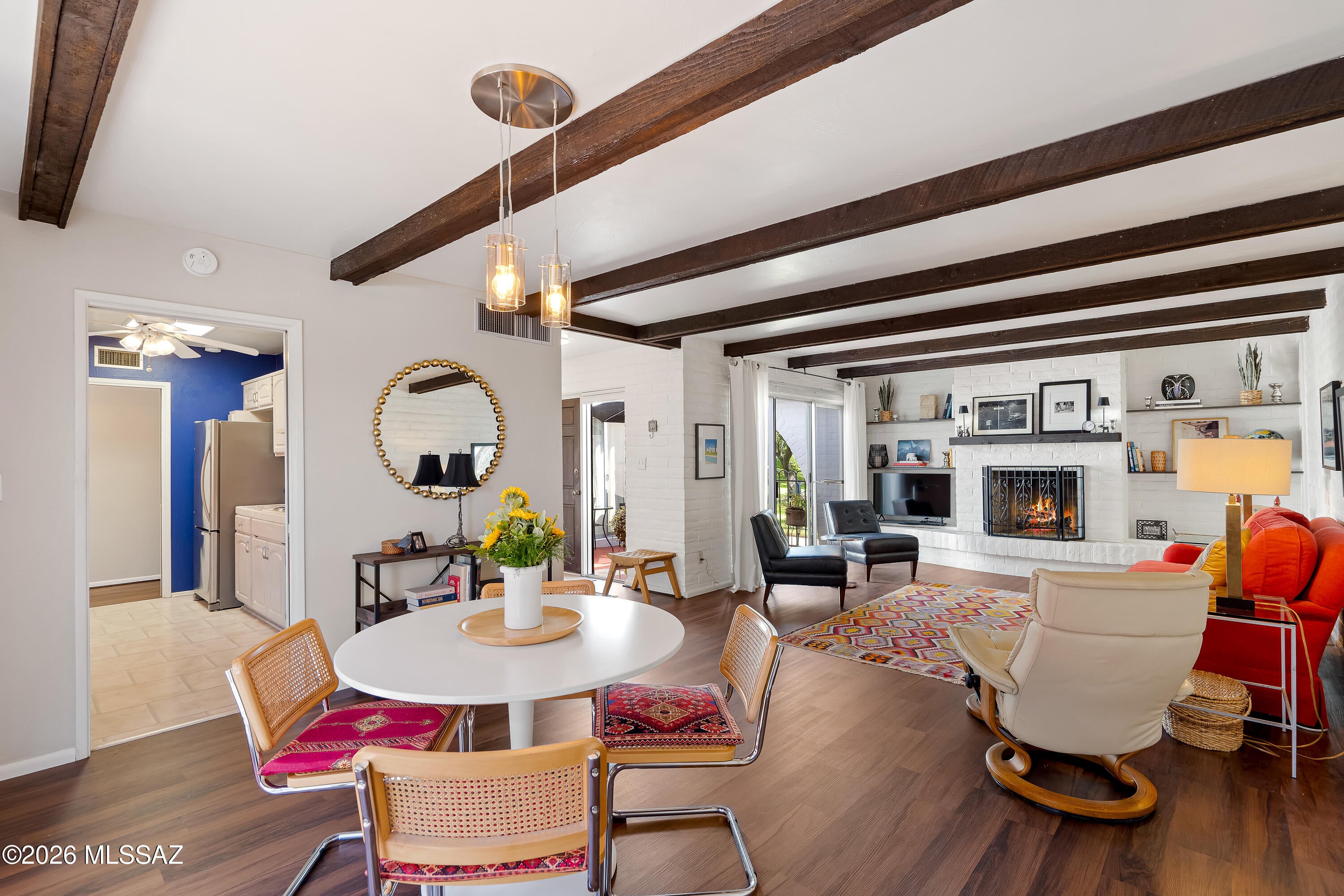 Las Lomitas (1) - Residential