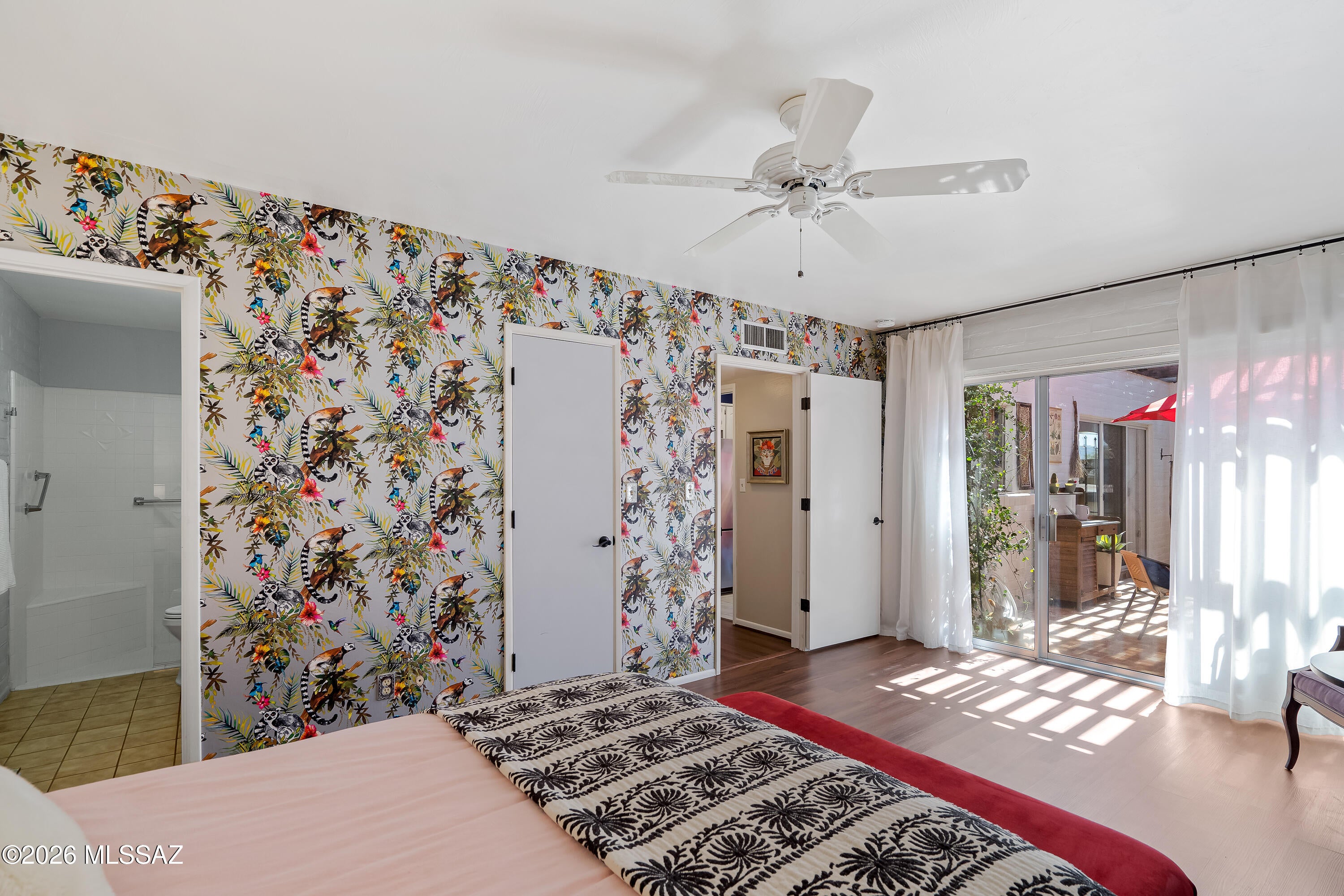 Las Lomitas (1) - Residential