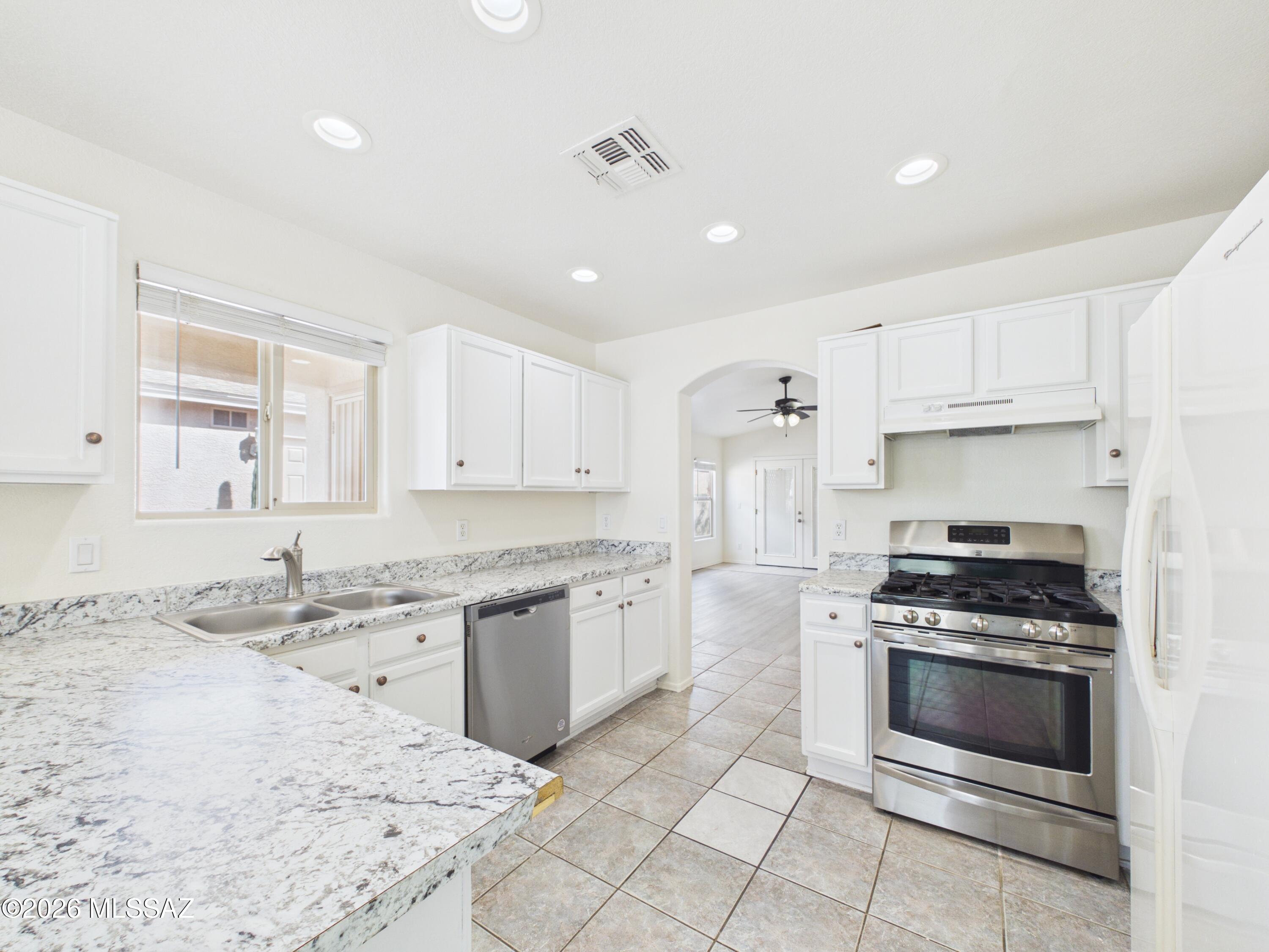 Desert Crossings at Rita Ranch (1-255) - Residential