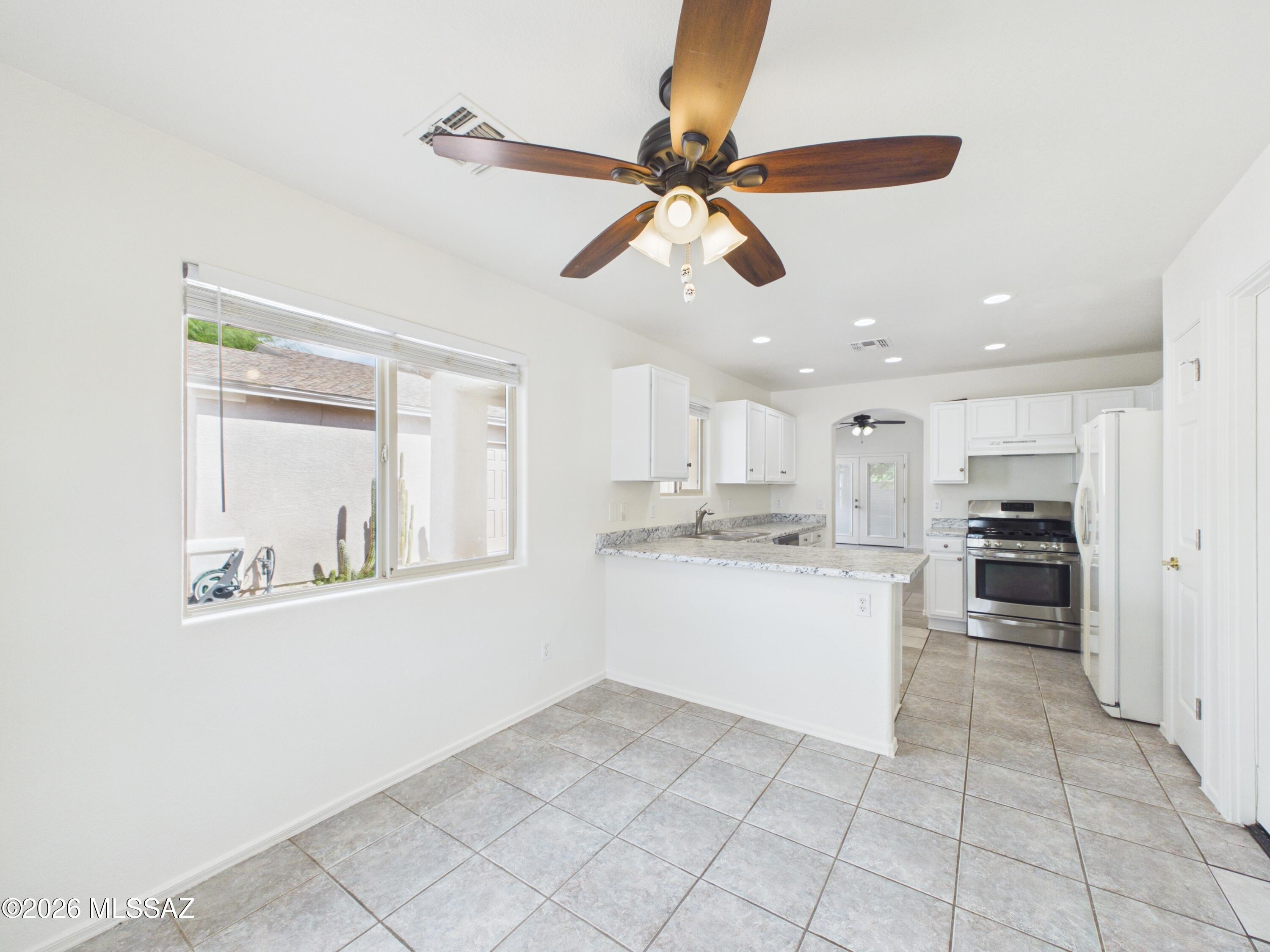 Desert Crossings at Rita Ranch (1-255) - Residential