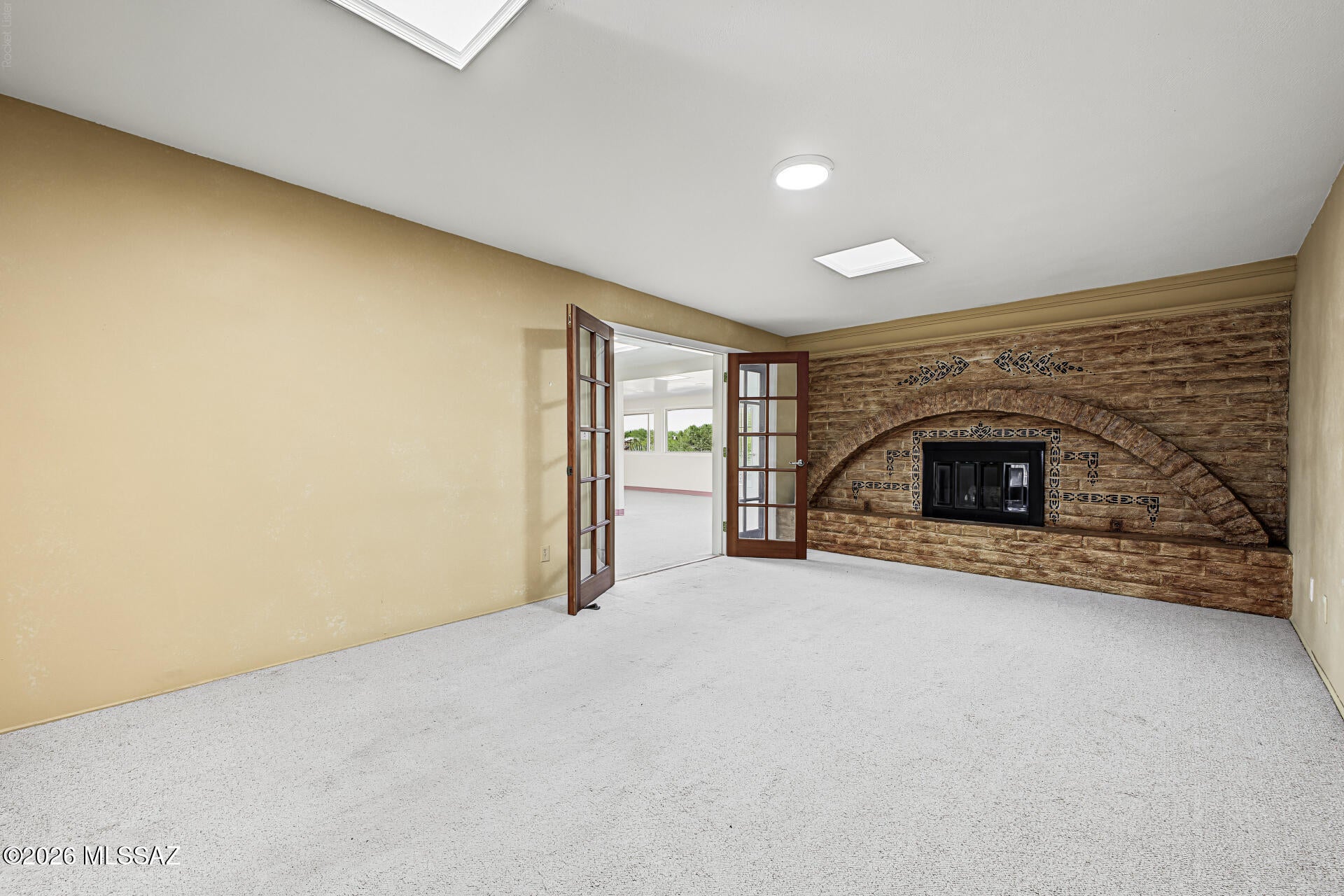 Tres Lomas (1-147) - Residential