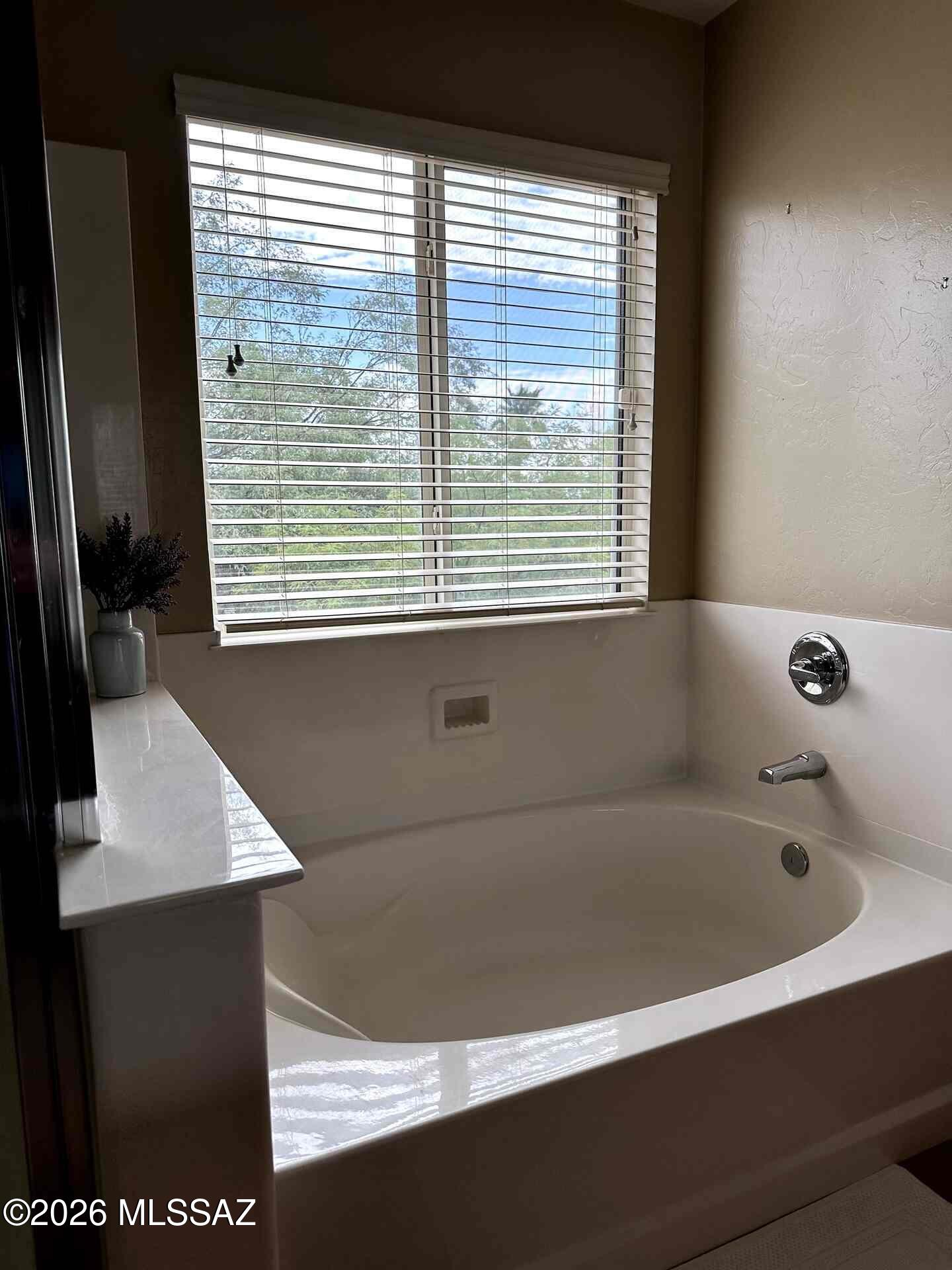 Mariposa Trail - Residential Lease