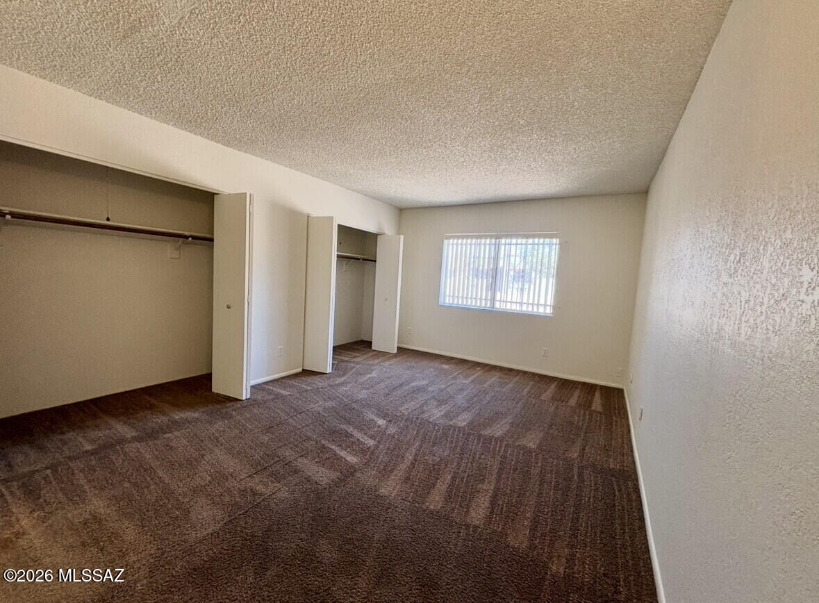 Spanish Meadows Twnhss (1-105) - Residential Lease