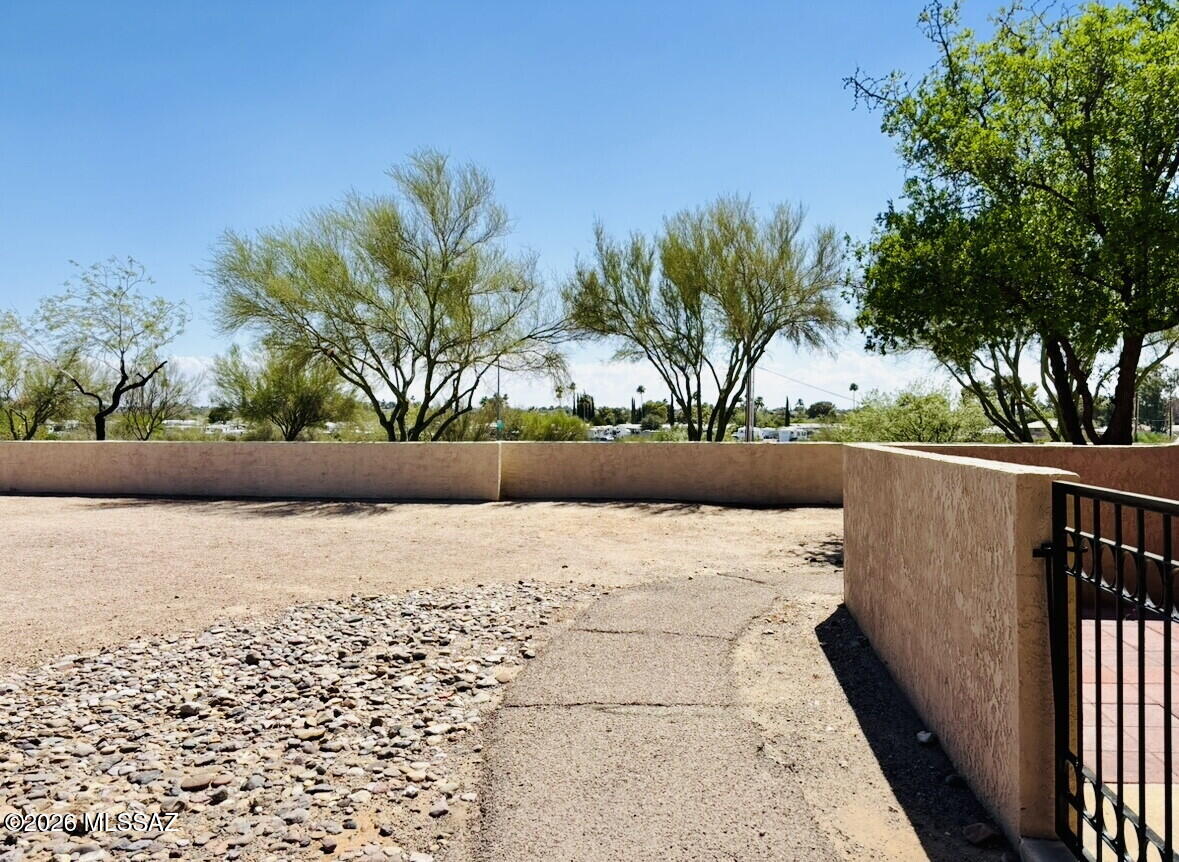 Spanish Meadows Twnhss (1-105) - Residential Lease