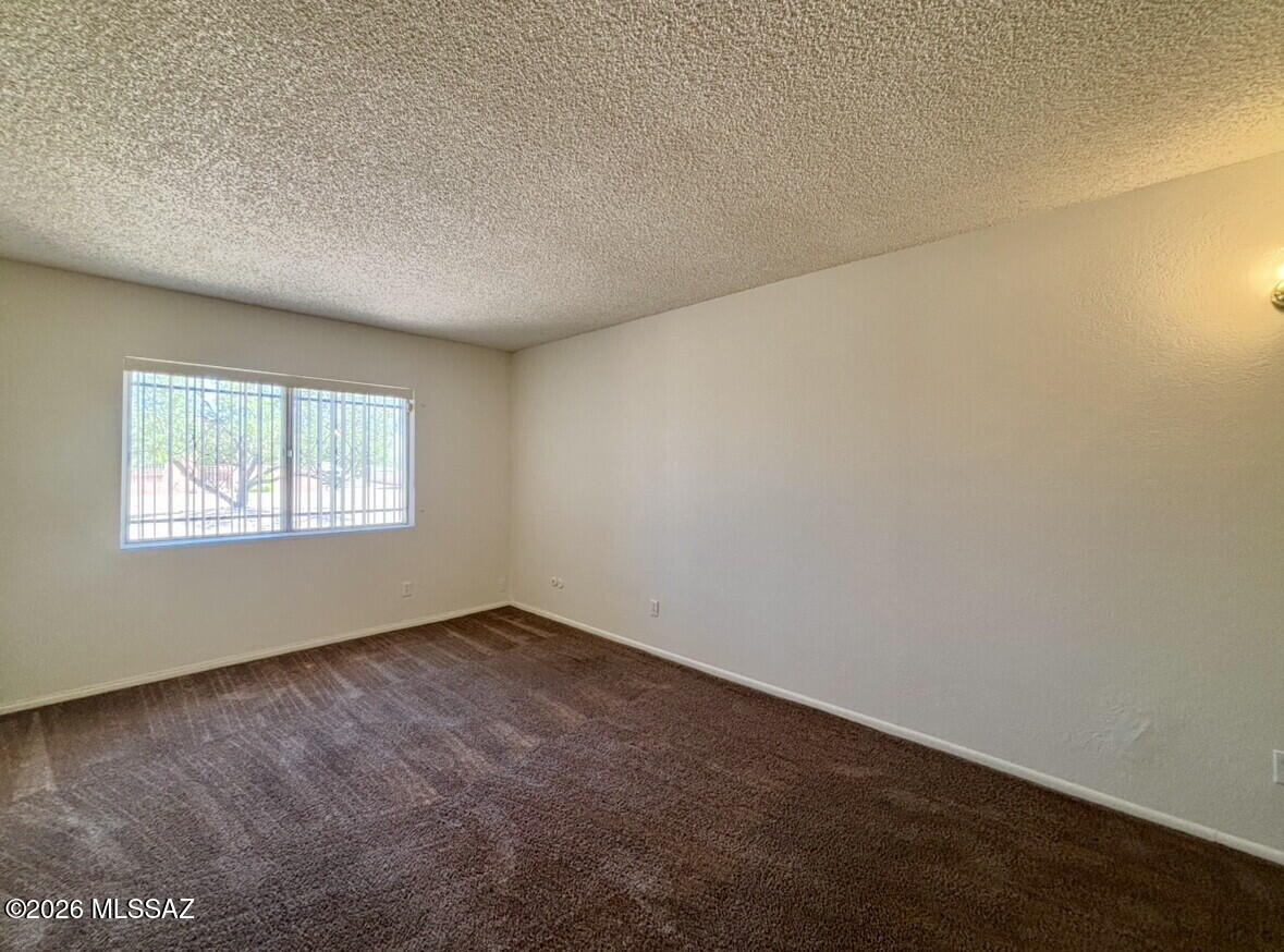 Spanish Meadows Twnhss (1-105) - Residential Lease