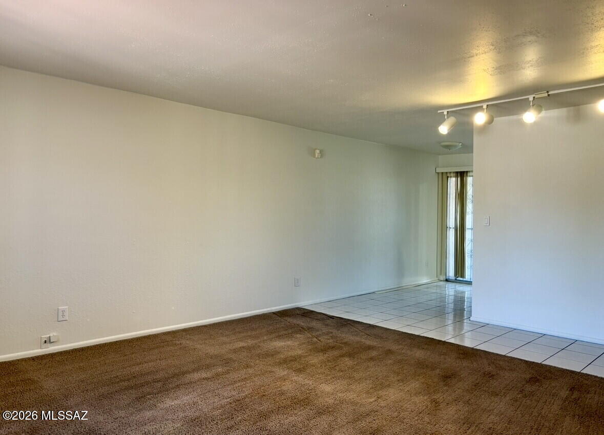 Spanish Meadows Twnhss (1-105) - Residential Lease