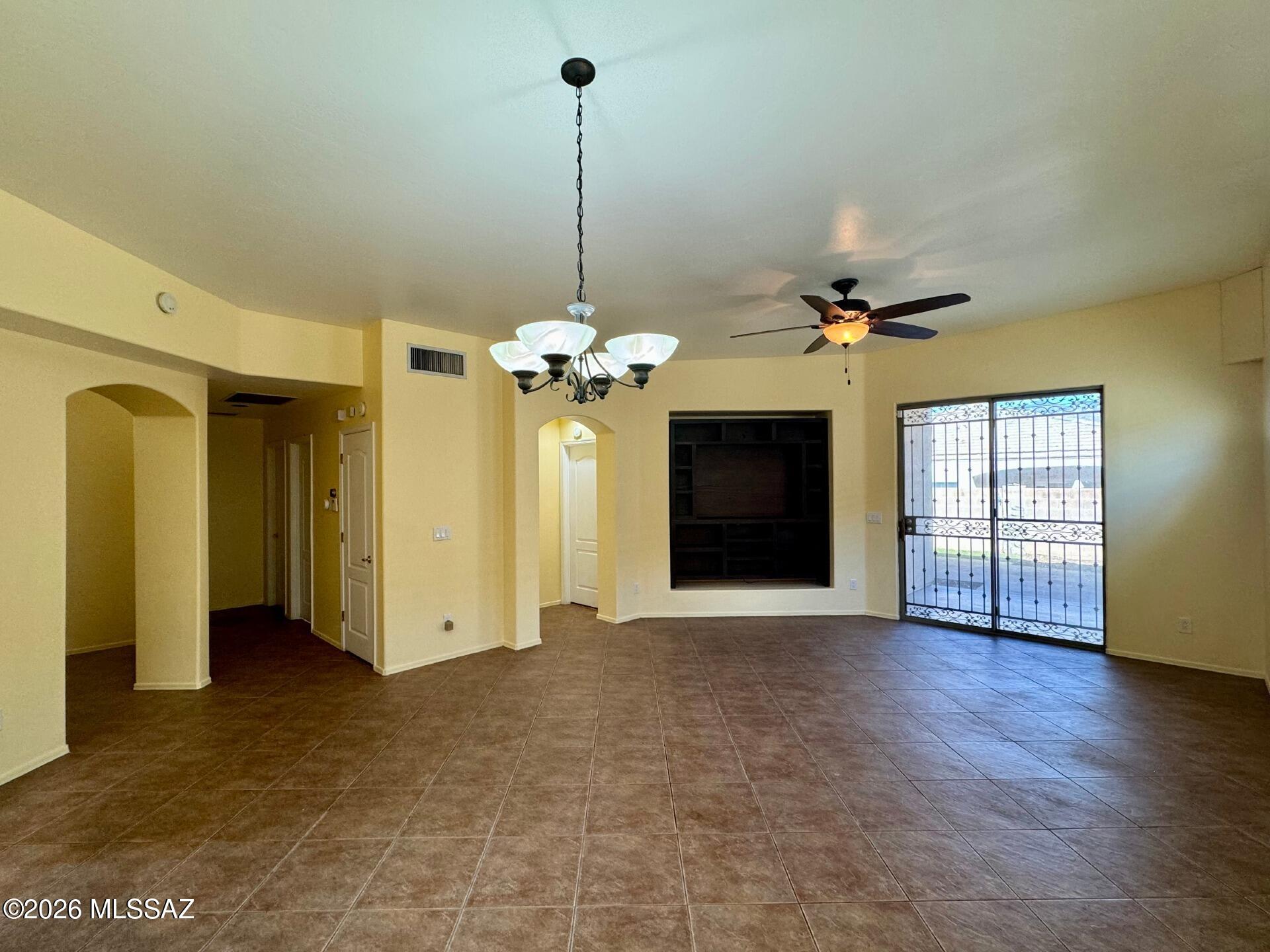 Rancho Esperero (1-343) - Residential Lease