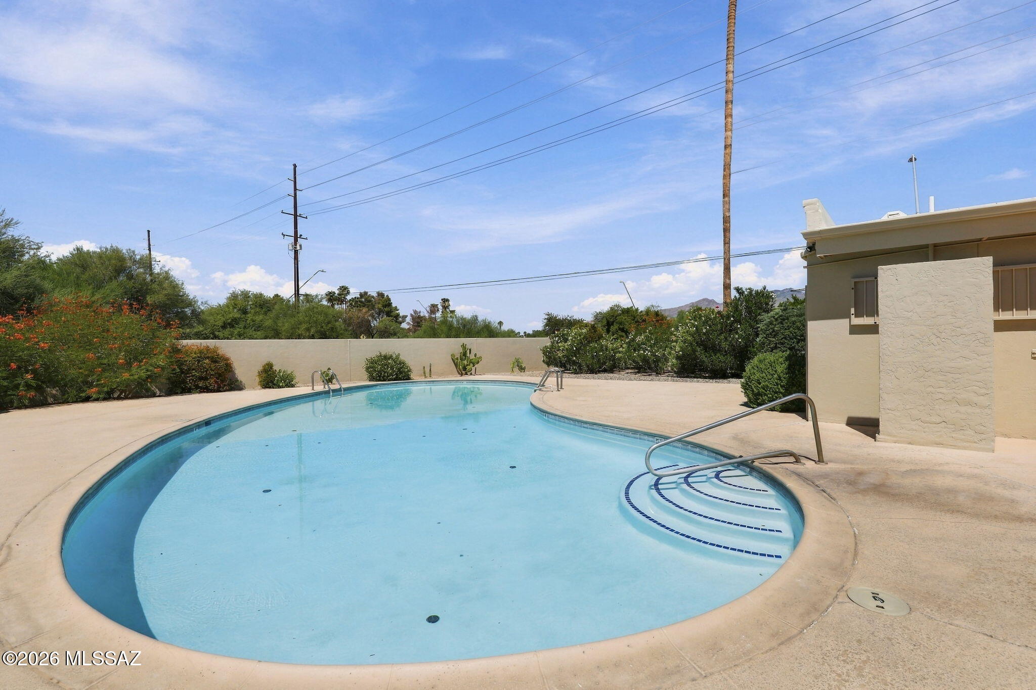El Dorado Townhomes - Residential